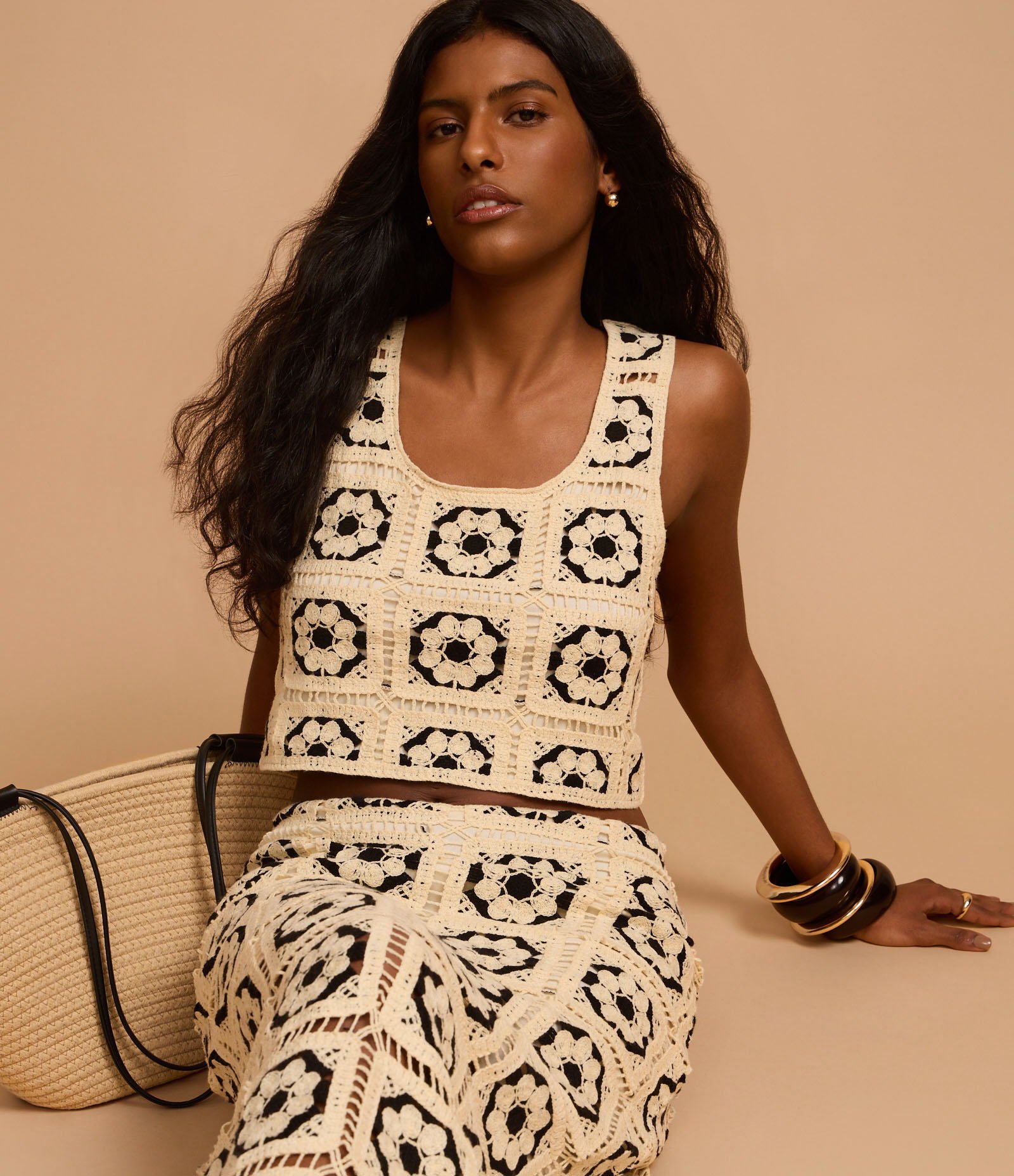 Blusa Curta em Tricô com Efeito Crochê Floral Off White 5