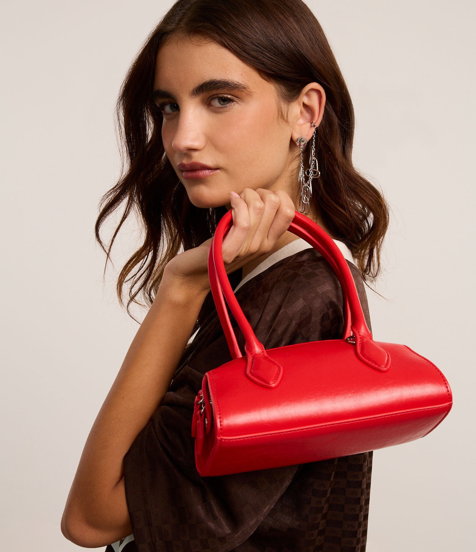 Bolsa Transversal Mini Satchel com Alça de Mão e Zíper Duplo 9