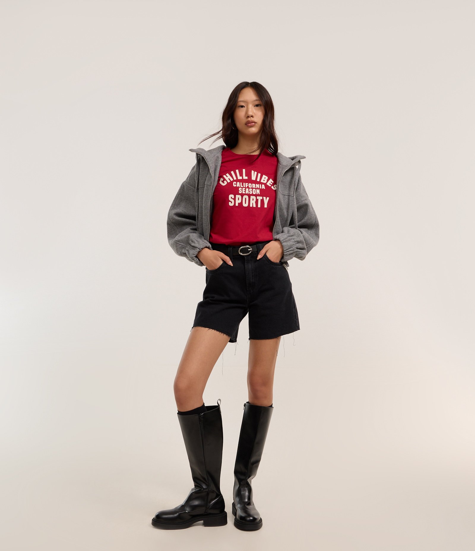 Blusa Baby Look em Algodão com Estampa Chill Vibes Vermelho 2