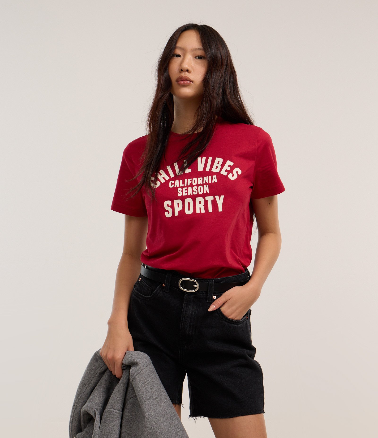 Blusa Baby Look em Algodão com Estampa Chill Vibes Vermelho 3