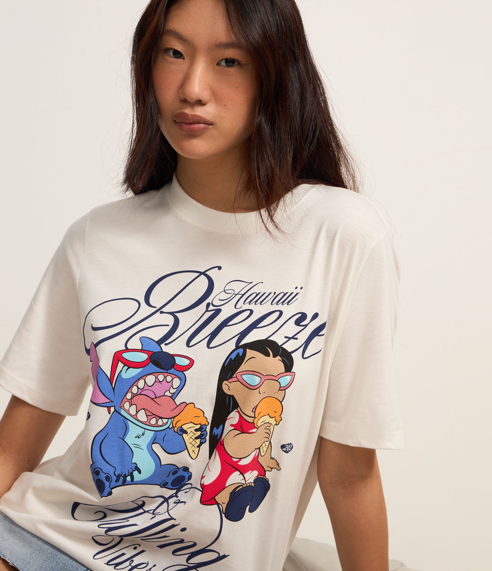 Camiseta T-shirt em Algodão com Estampa Stitch Hawaii Breeze Branco 1