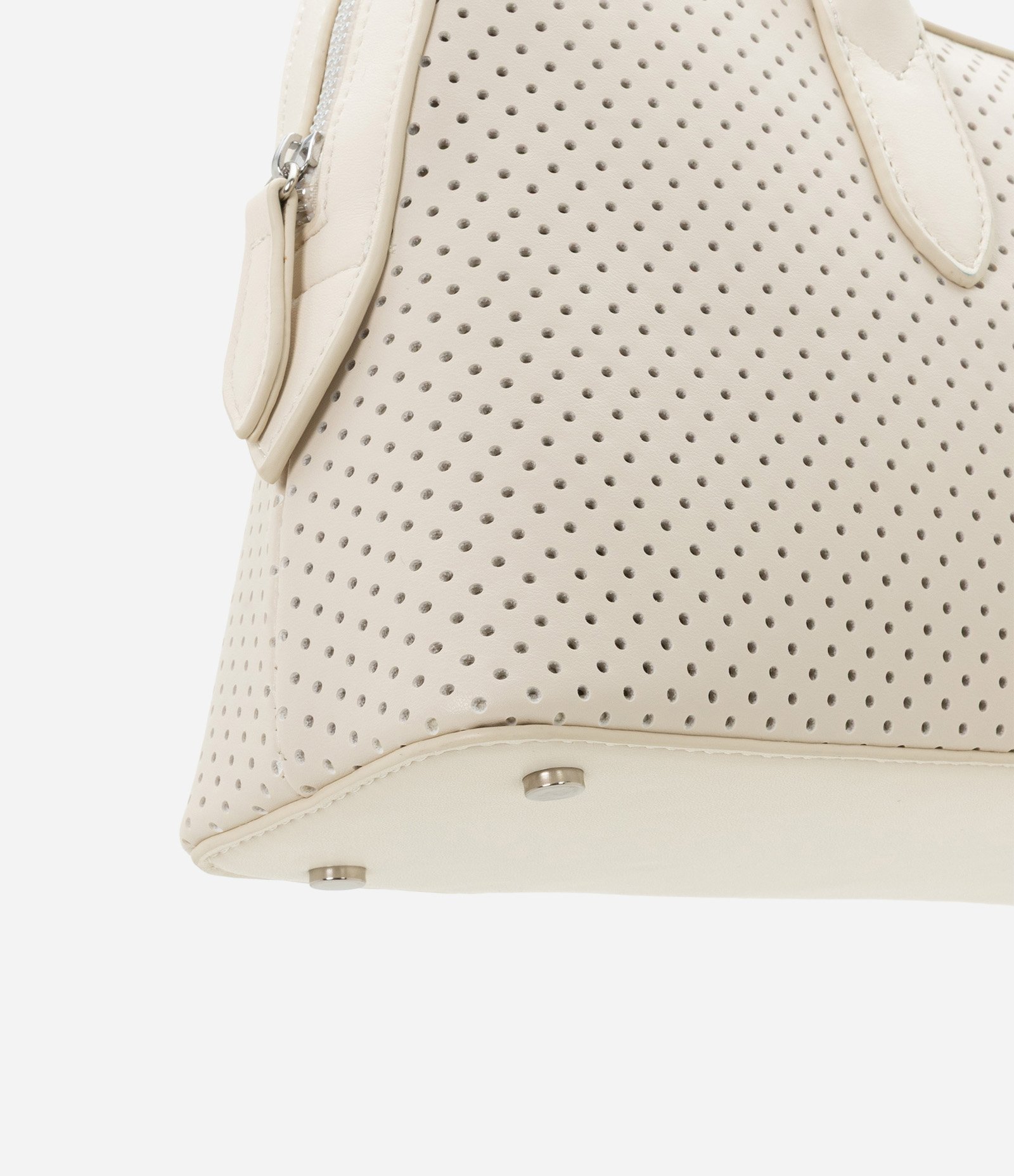 Bolsa Satchel com Textura de Furinhos e Recorte Arredondado Off White 5