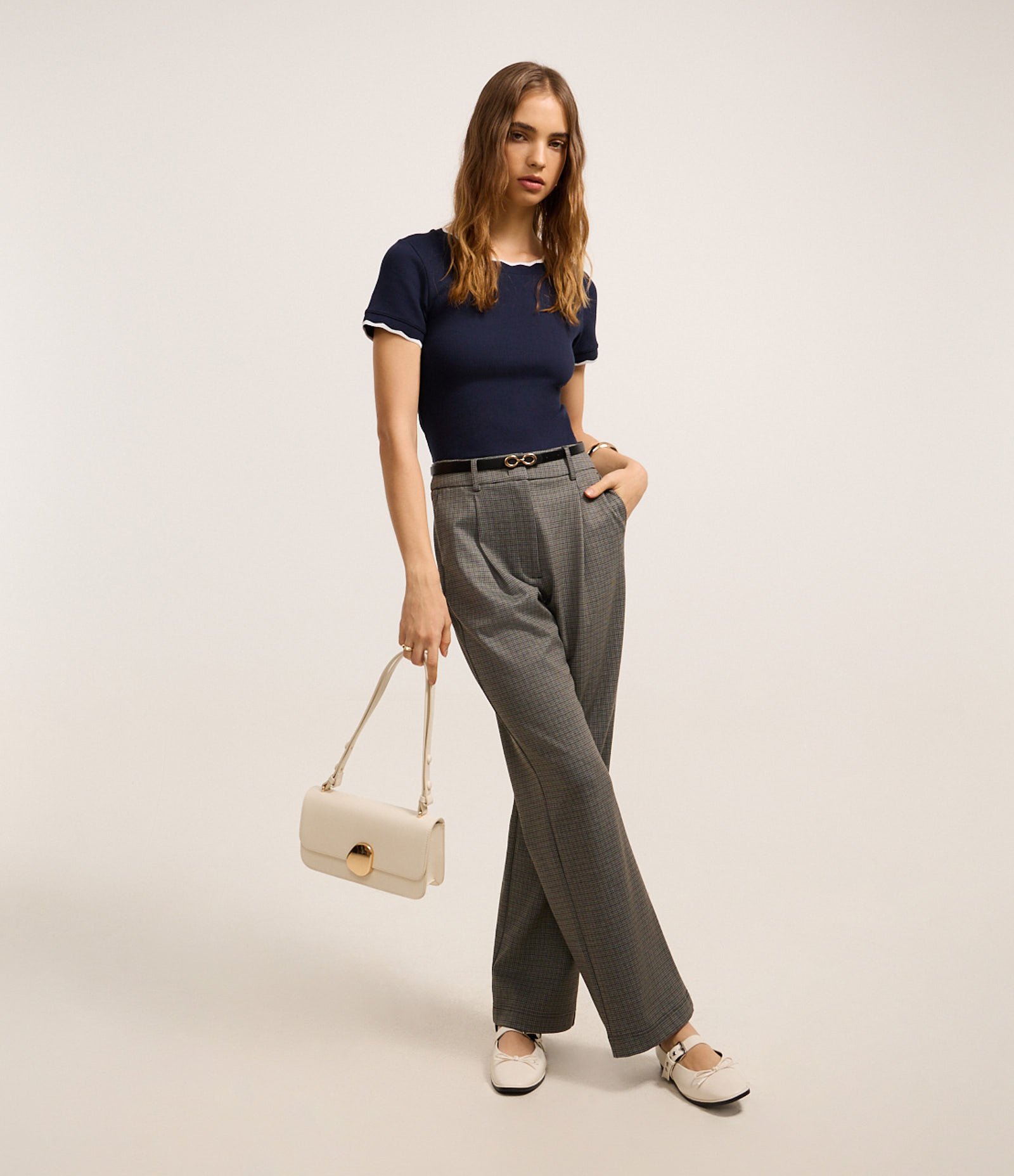 Blusa em Algodão com Gola e Manga Onduladas Azul Marinho 3