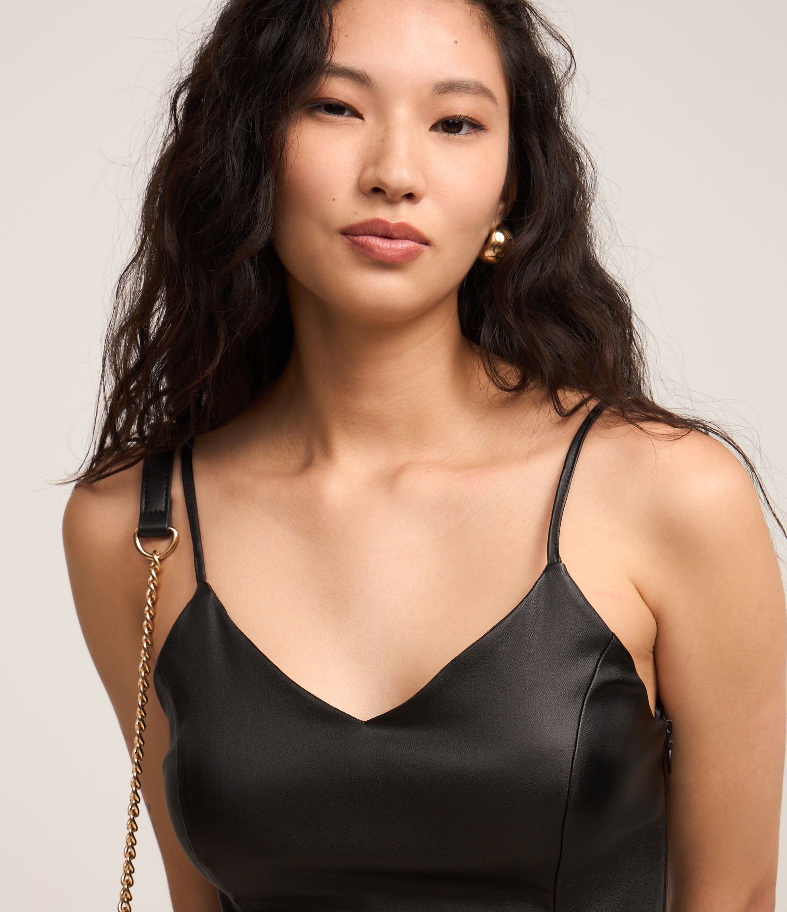 Vestido Curto em Bengaline com Saia Godê Preto 4