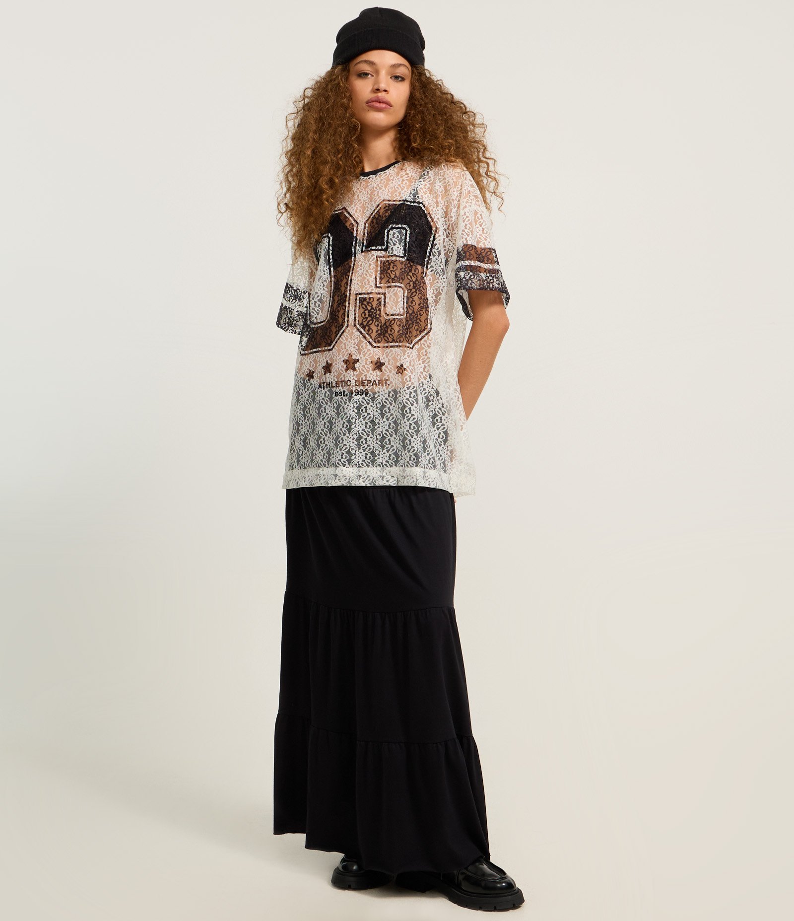 Camiseta Alongada em Renda com Estampa 03 Branco 2