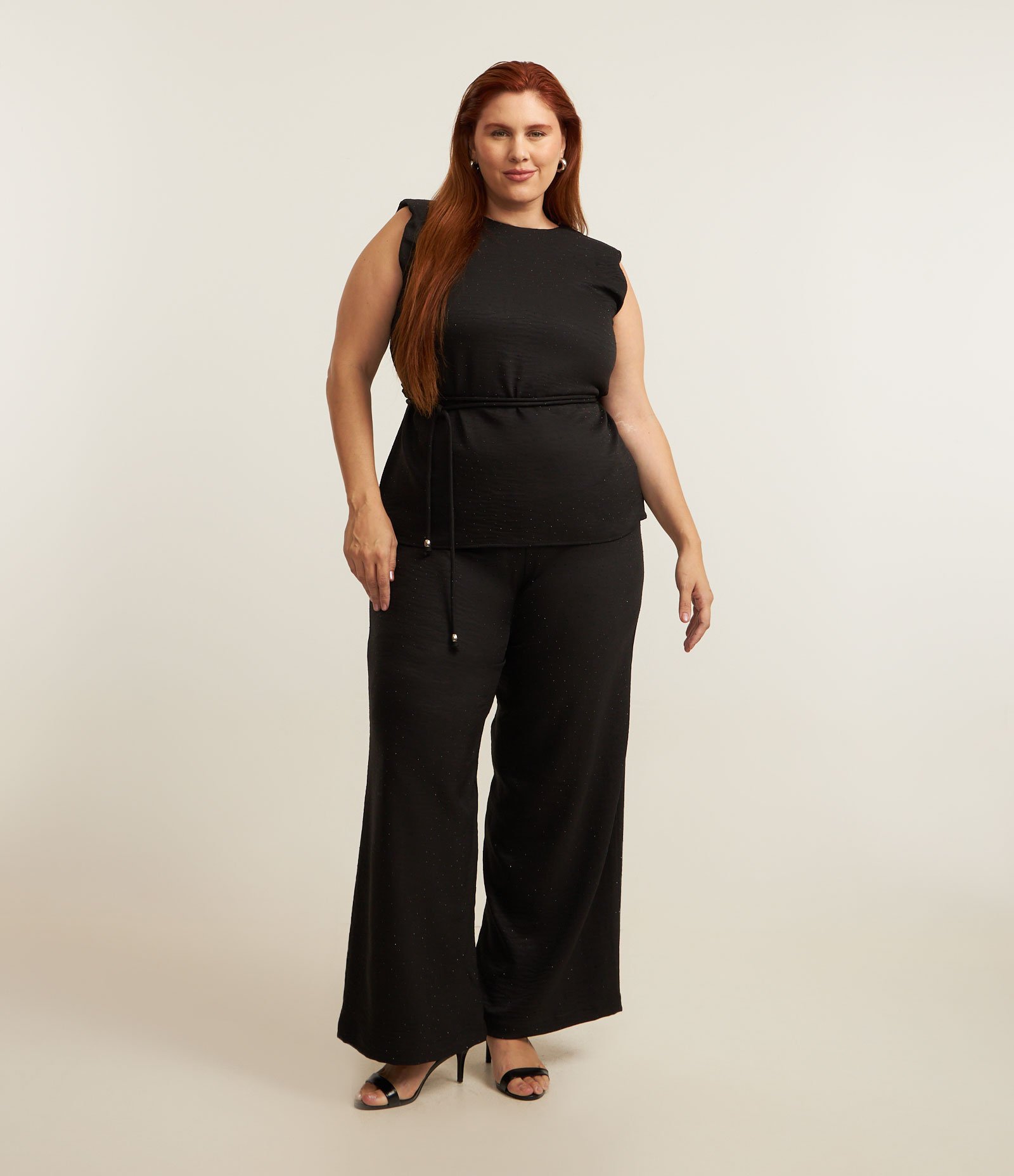 Calça Pantalona em Crepe com Brilhos Curve & Plus Size Preto 1