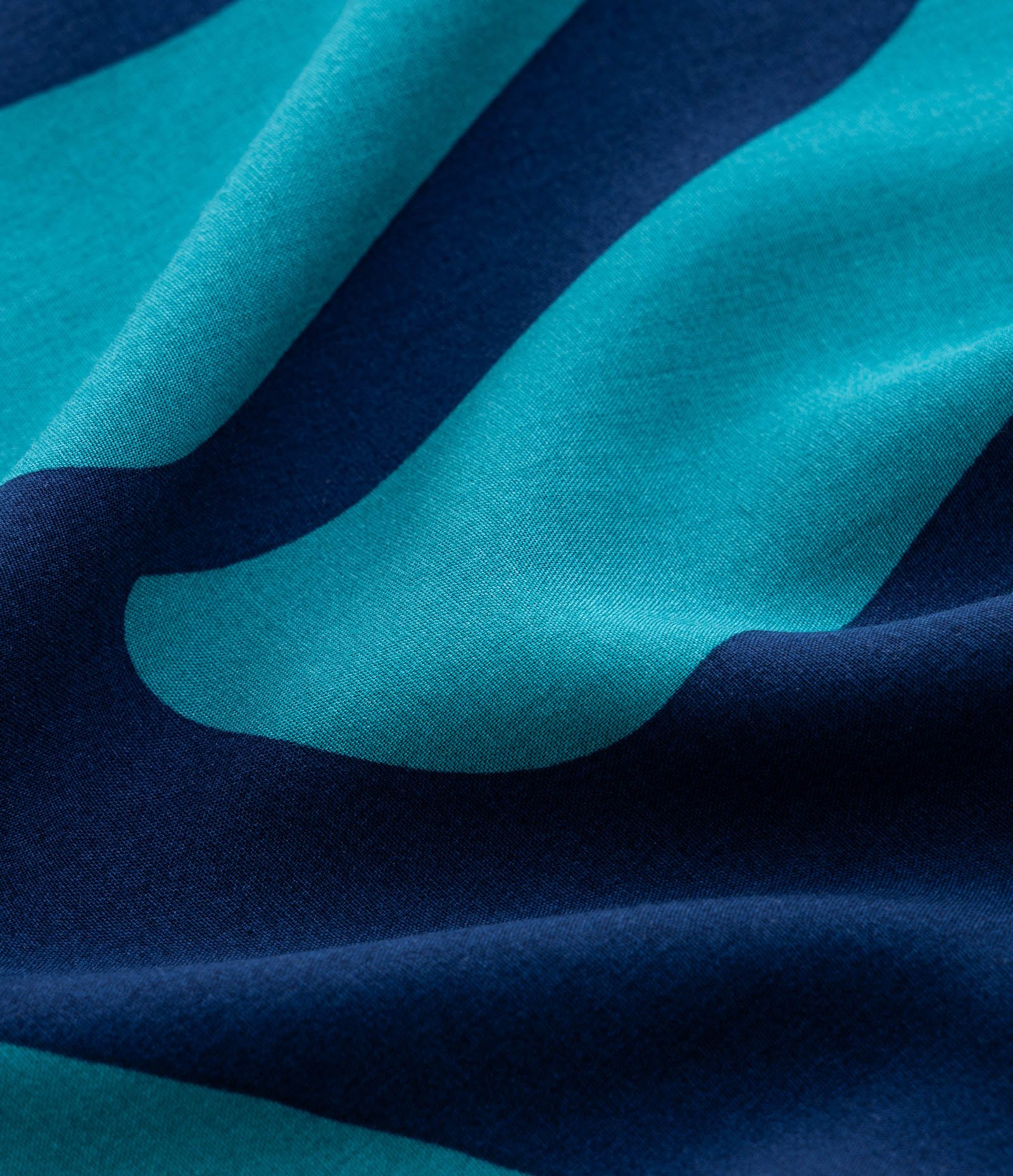 Vestido Curto com Estampa de Folhagem Bicolor Curve & Plus Size Azul/Verde 8