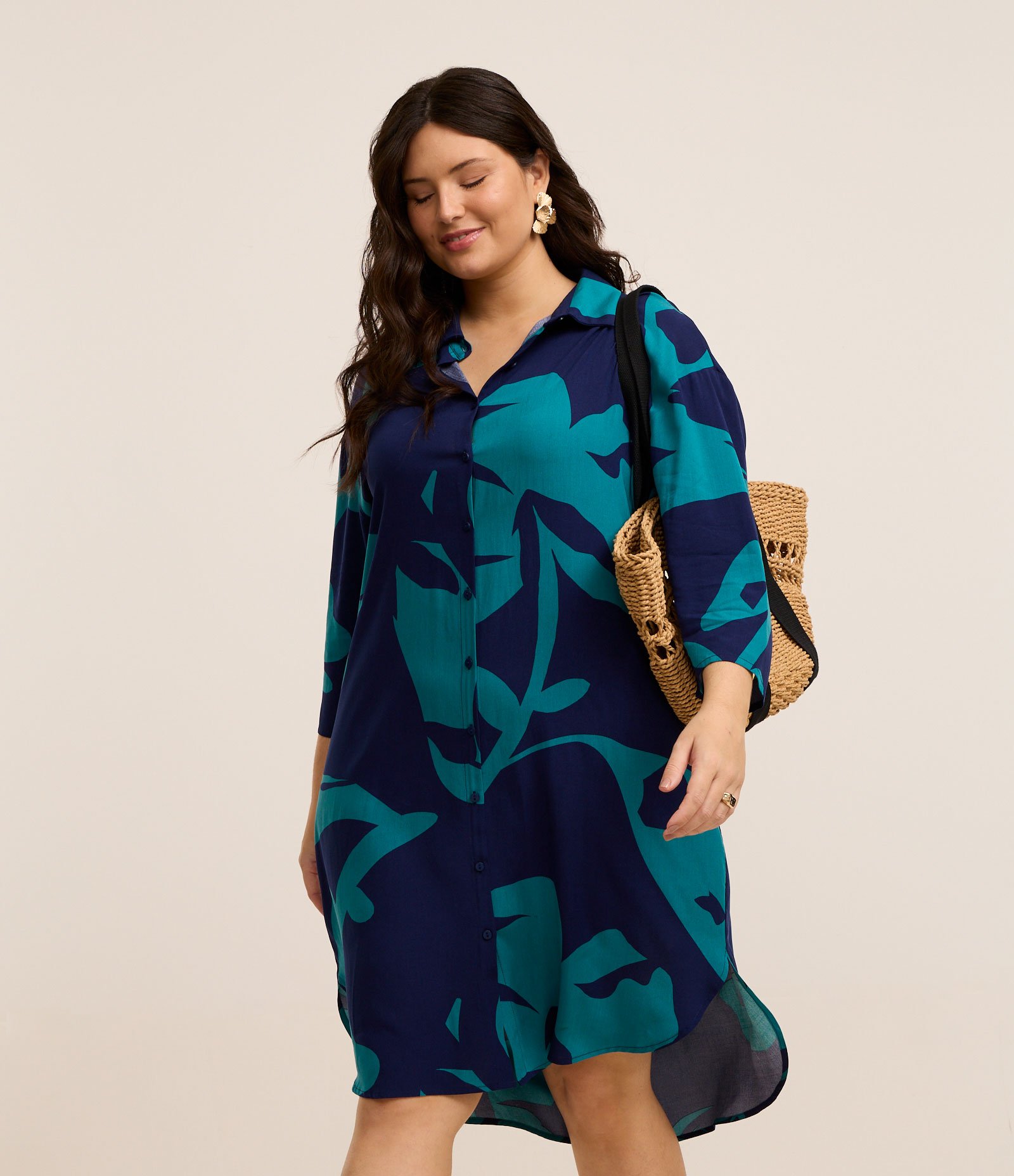 Vestido Curto com Estampa de Folhagem Bicolor Curve & Plus Size Azul/Verde 2