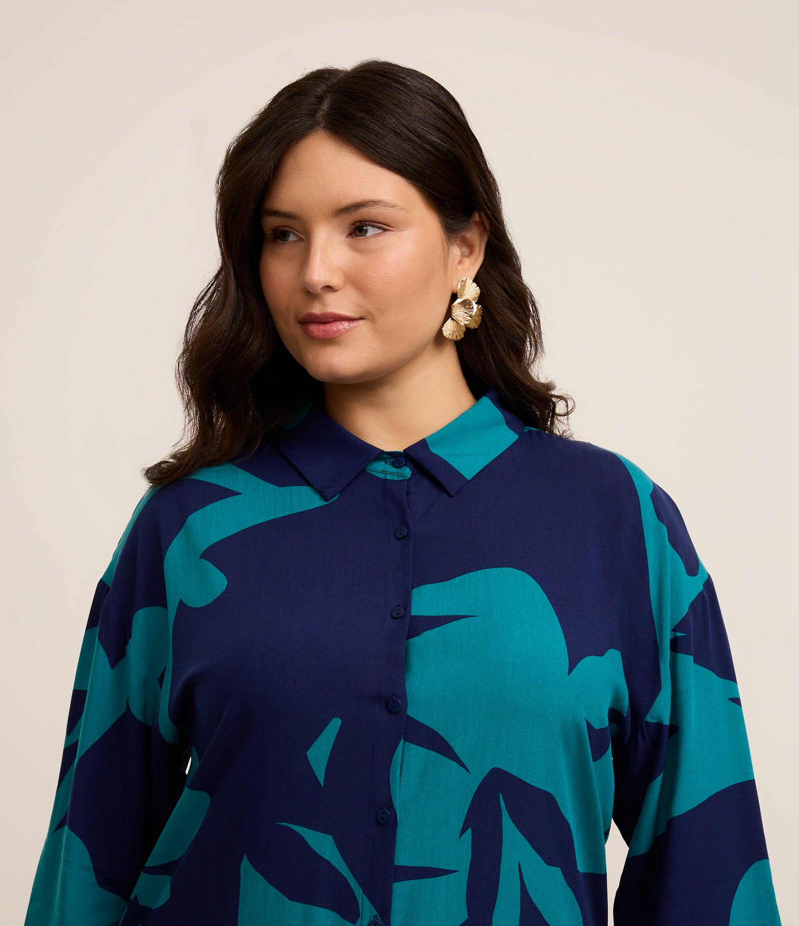 Vestido Curto com Estampa de Folhagem Bicolor Curve & Plus Size Azul/Verde 4