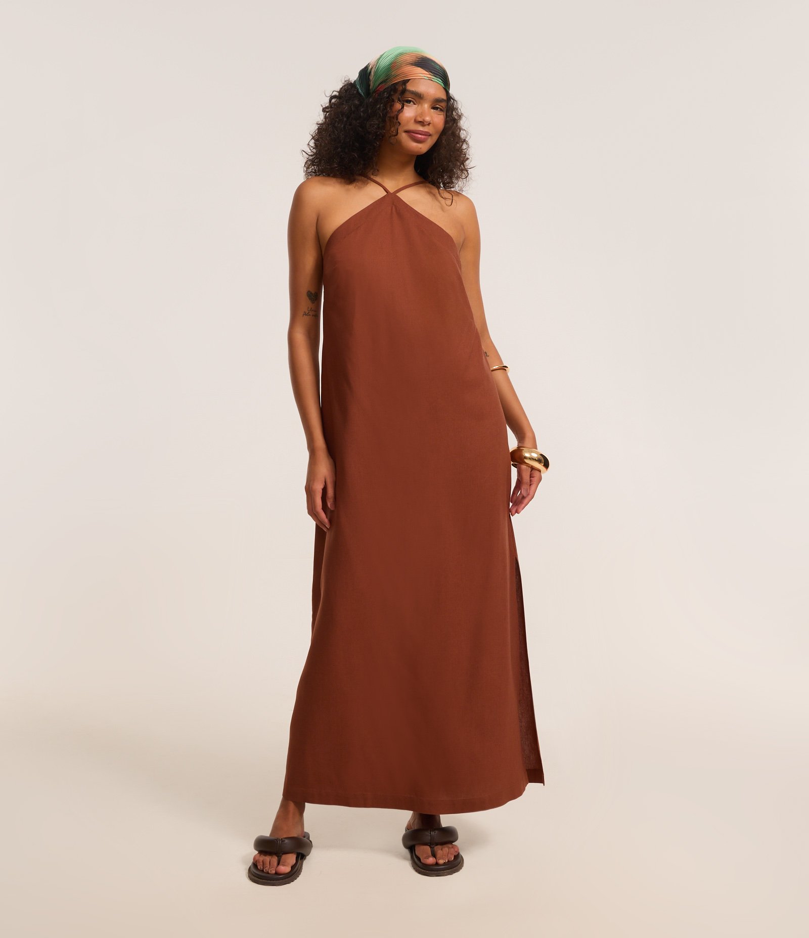 Vestido Longo Midi Frente Única em Viscolinho 1