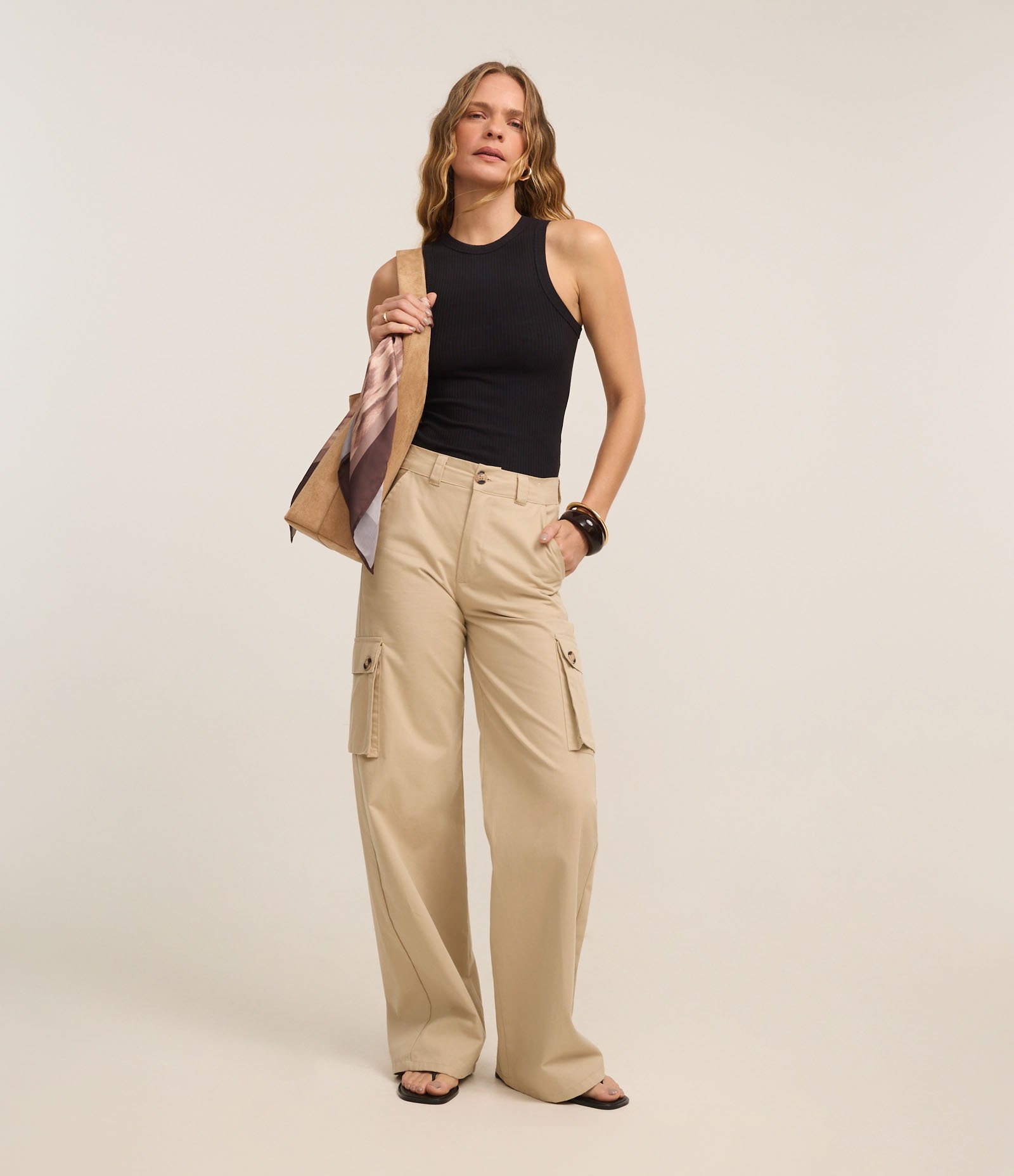 Blusa Regata em Ribana com Textura Canelada Preto 2