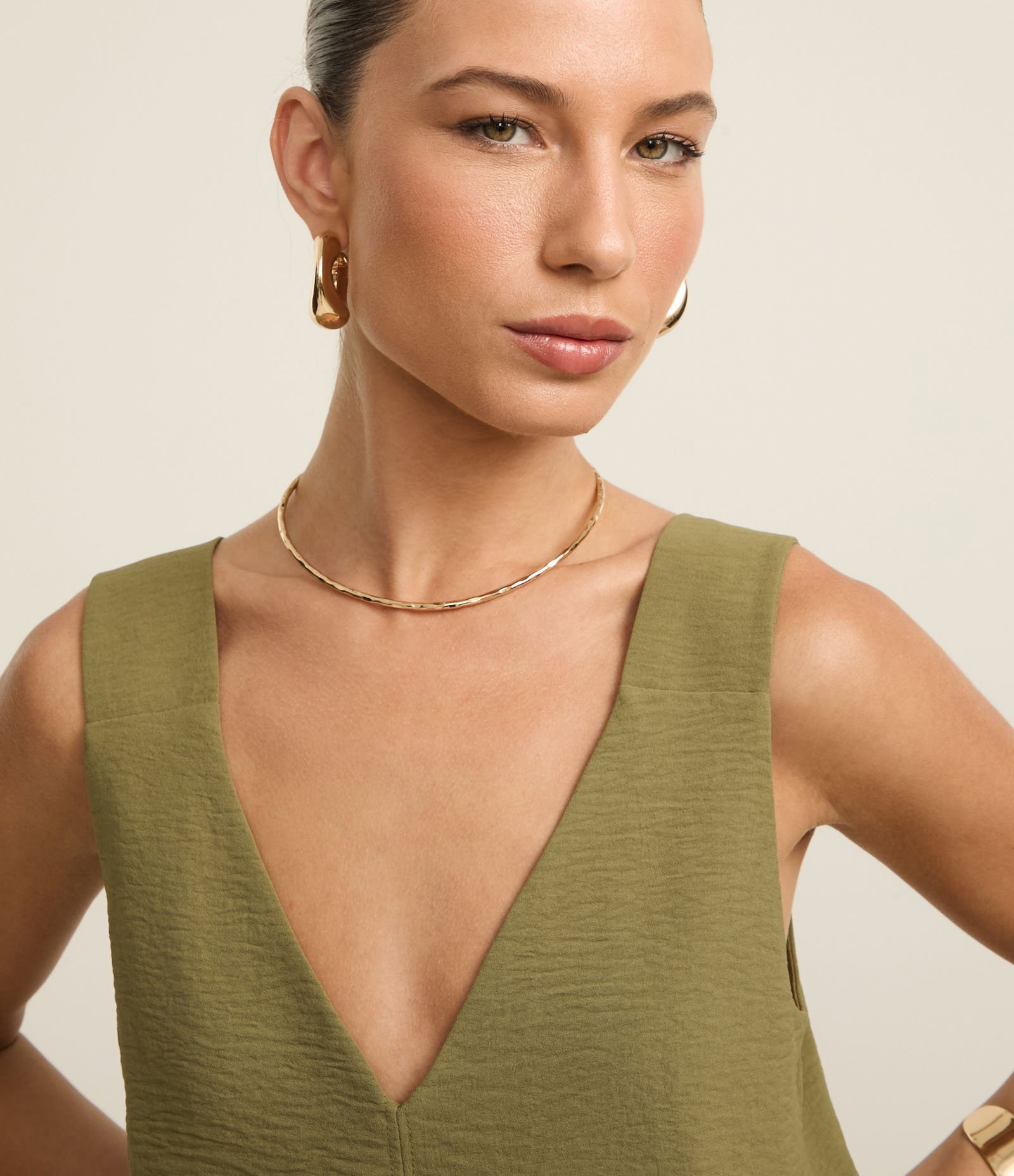 Blusa sem Manga Airflow com Detalhe em Pesponto Verde 4