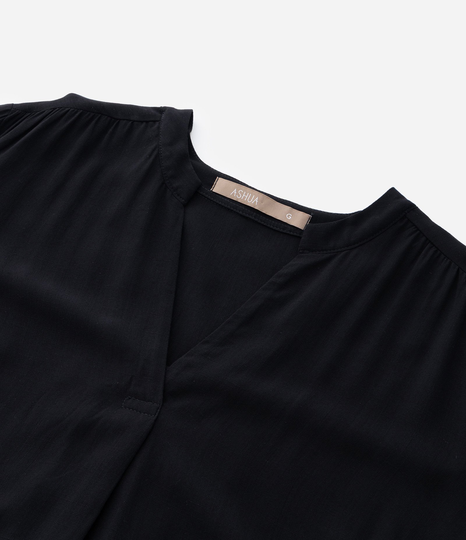 Blusa em Viscose com Manga 3/4 Curve & Plus Size Preto 8