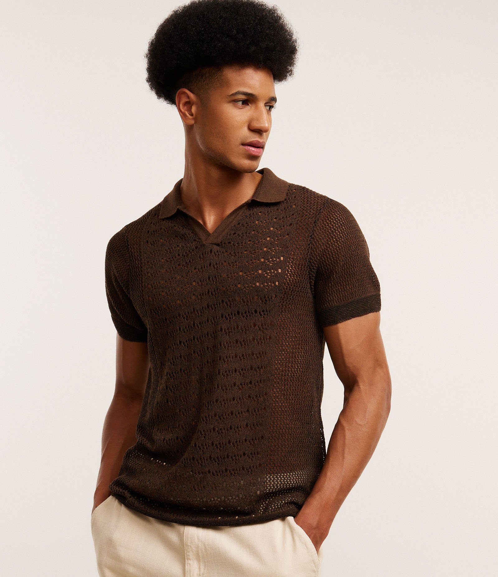 Camisa Polo Regular com Efeito Crochê Marrom 1