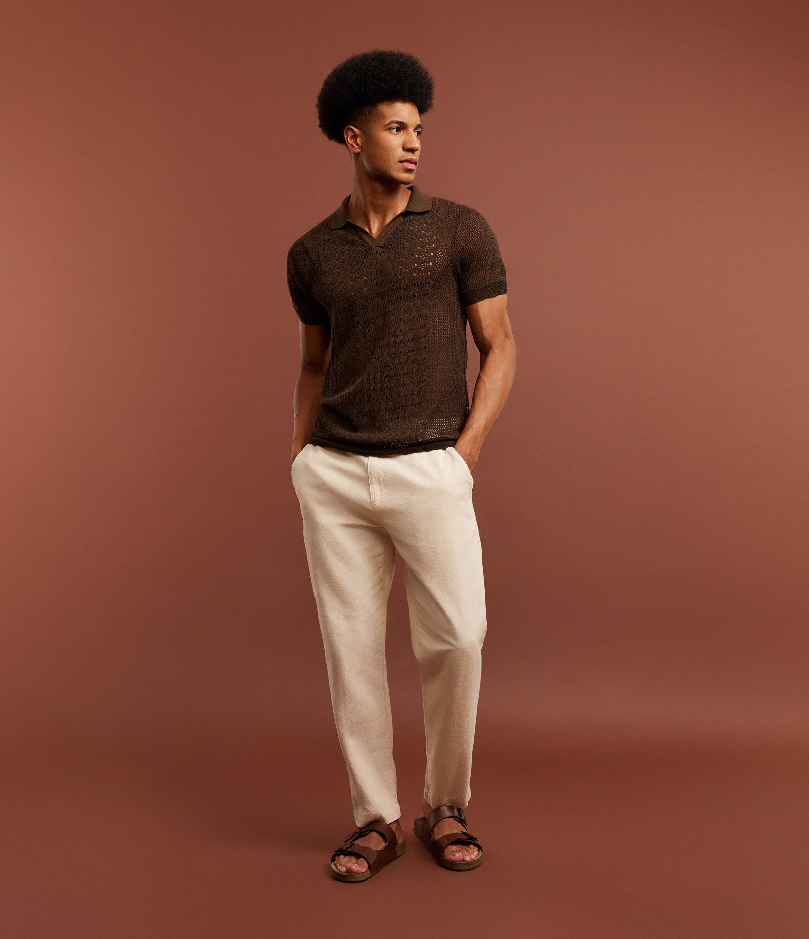 Camisa Polo Regular com Efeito Crochê Marrom 2