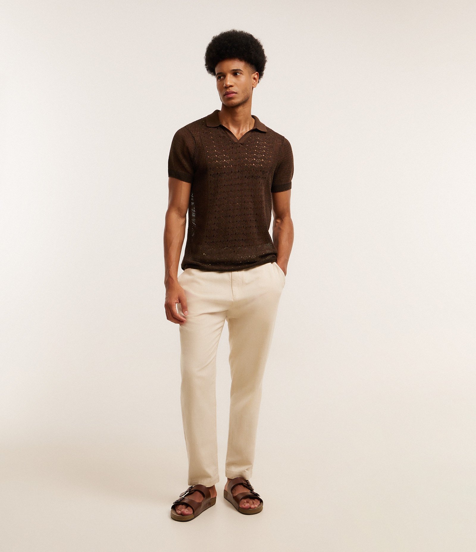 Camisa Polo Regular com Efeito Crochê Marrom 5