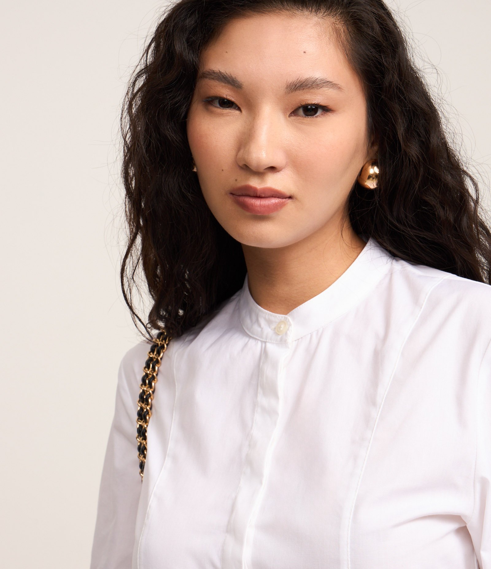 Camisa em Tricoline com Botões e Babado nas Mangas Branco 4