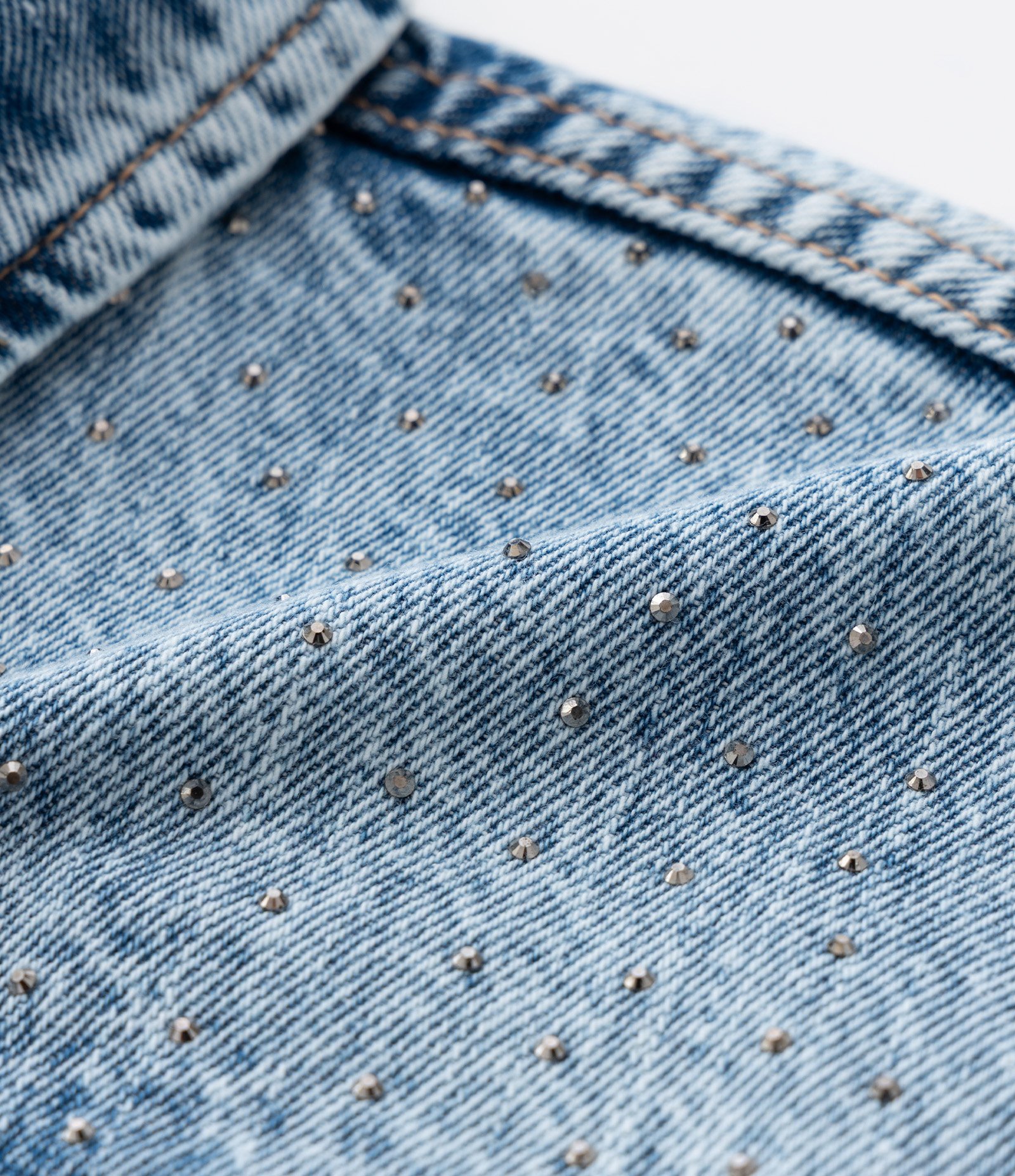 Jaqueta Curta Infantil em Jeans com Brilhos - TAM 5 A 14 Anos Azul 5