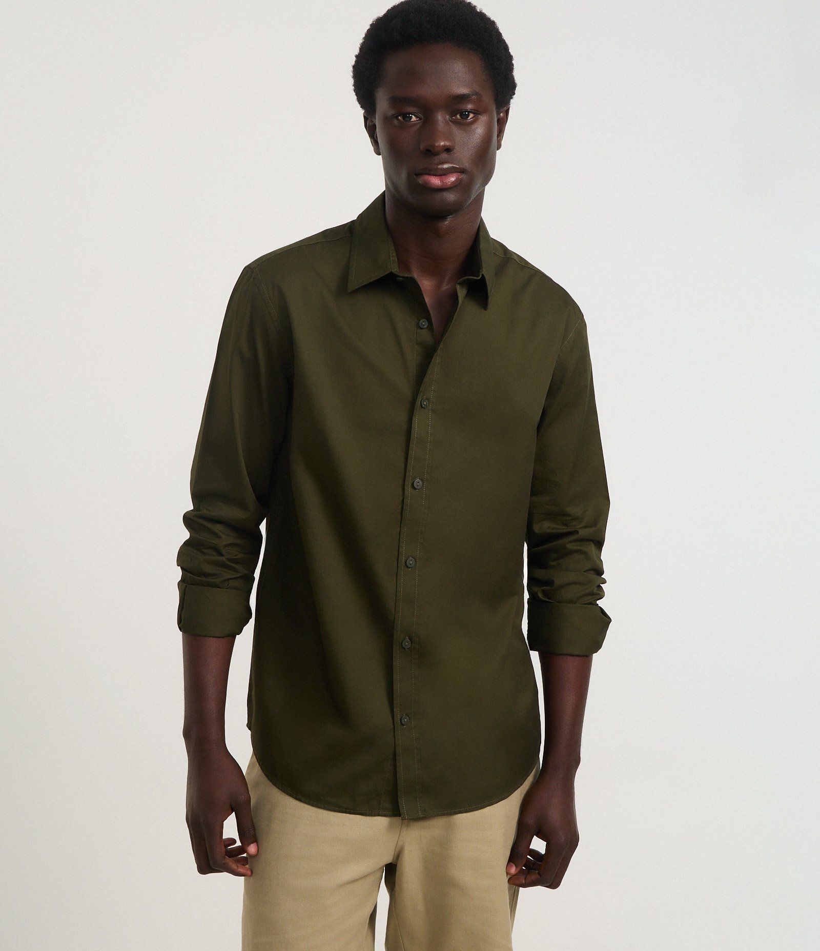 Camisa Regular em Sarja Amaciada Verde 1