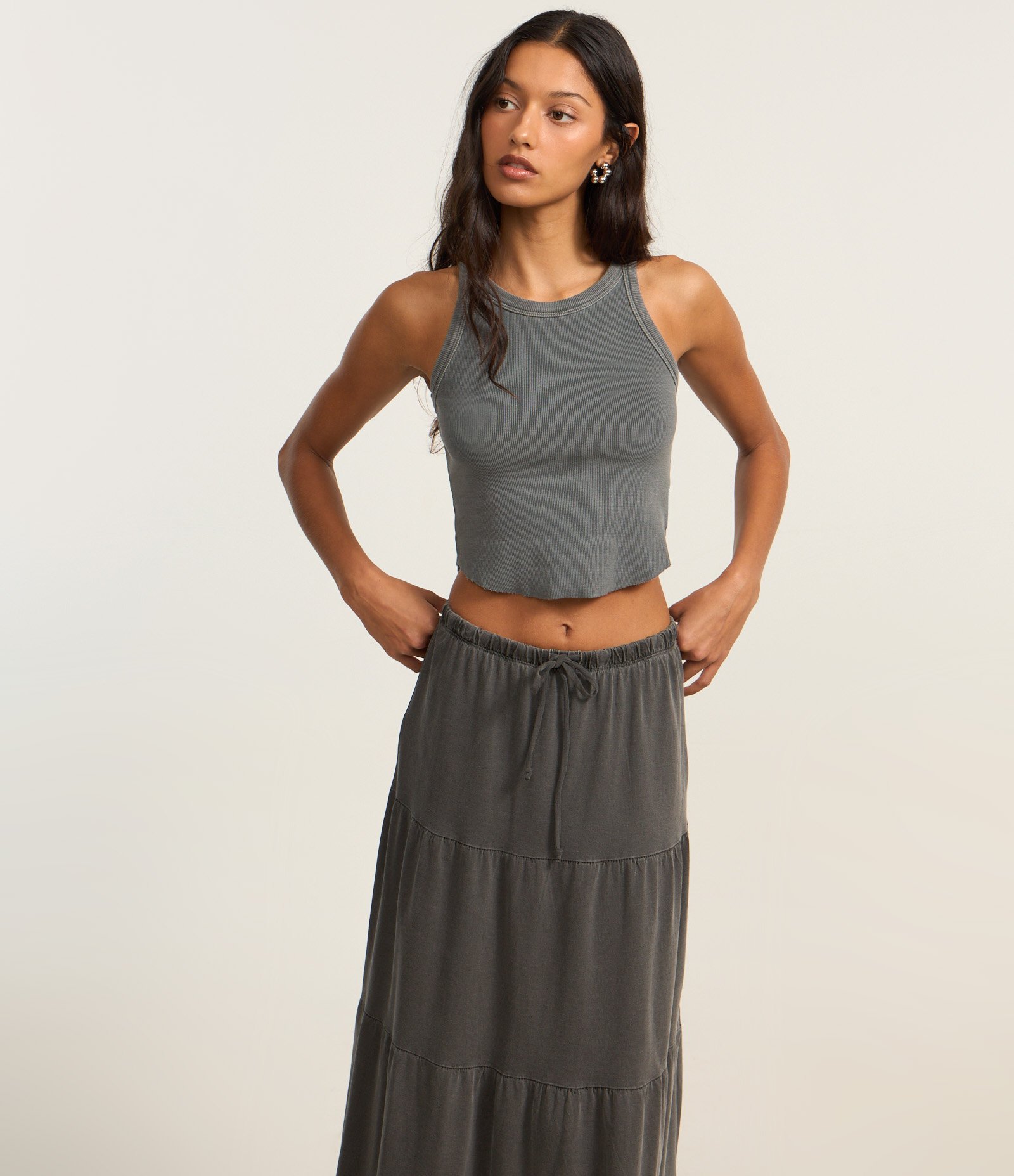 Saia Evasê New Midi em Algodão Estonado com Babados Cinza 2