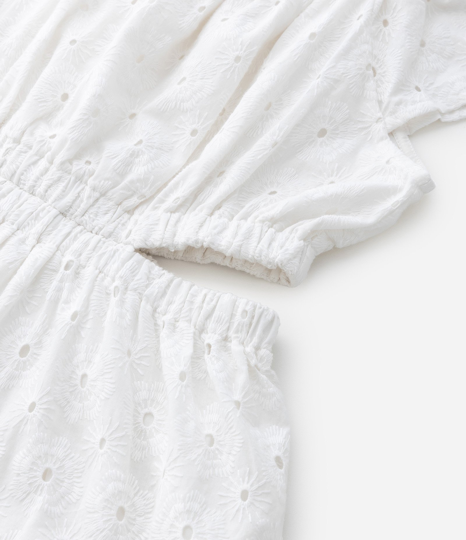 Vestido Marias Infantil em Laise com Cut Out - Tam 5 a 14 Anos Branco 7