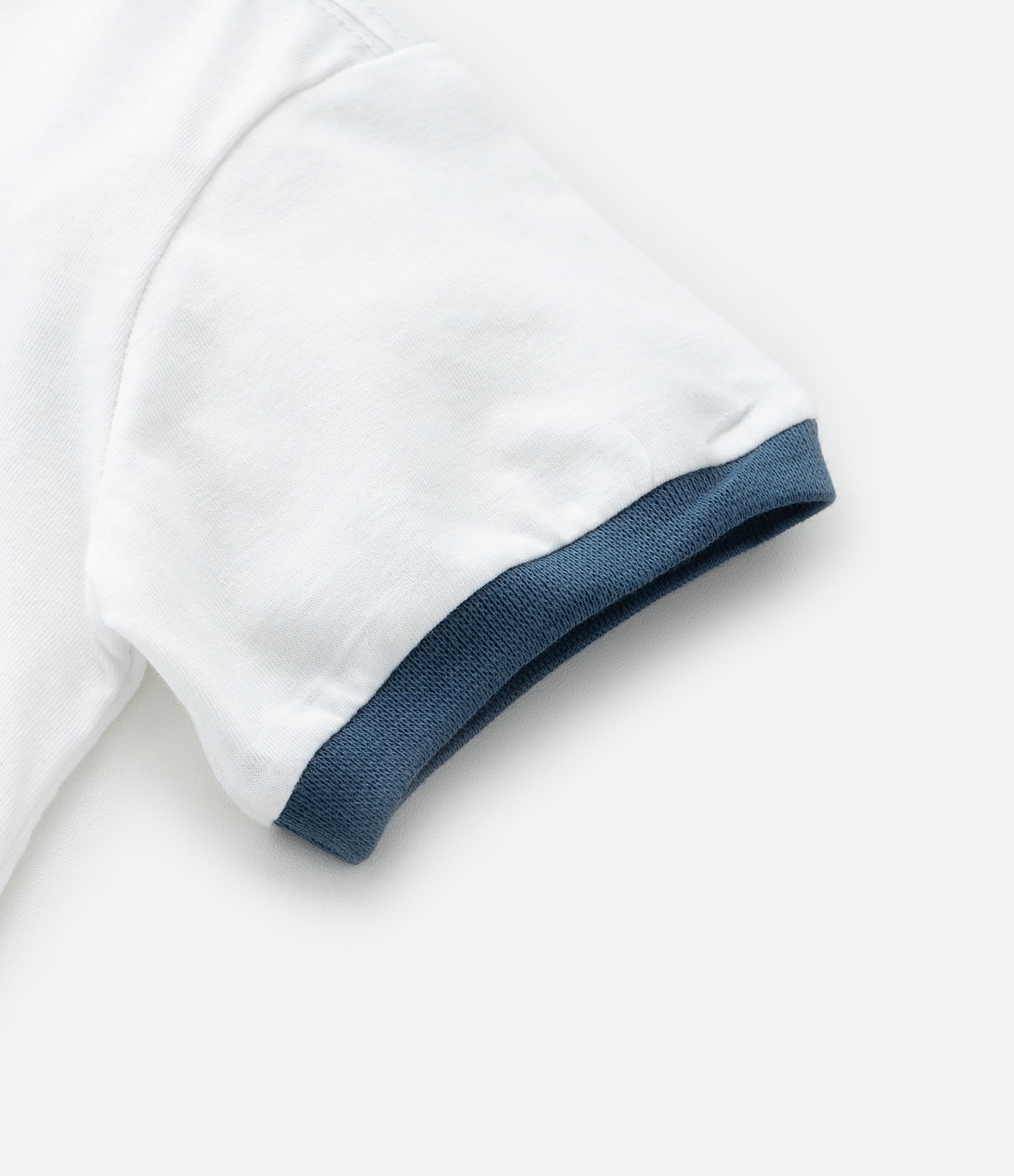 Camiseta Infantil Estampa Frente e Costas Spidey - Tam 2 a 8 Anos Branco 4