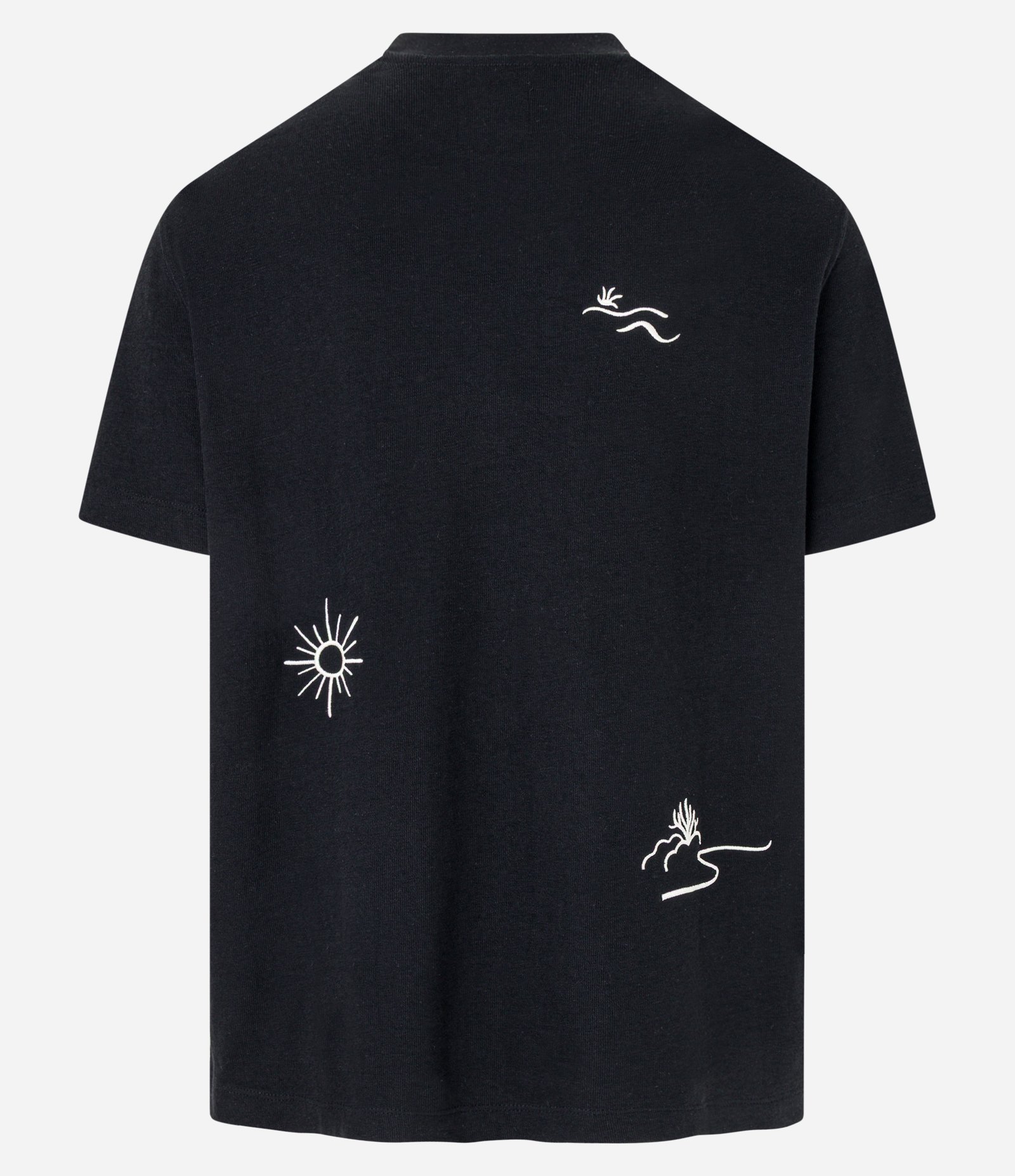 Camiseta Relaxed com Textura e Estampa Bordada de Coqueiros e Sol Preto 7
