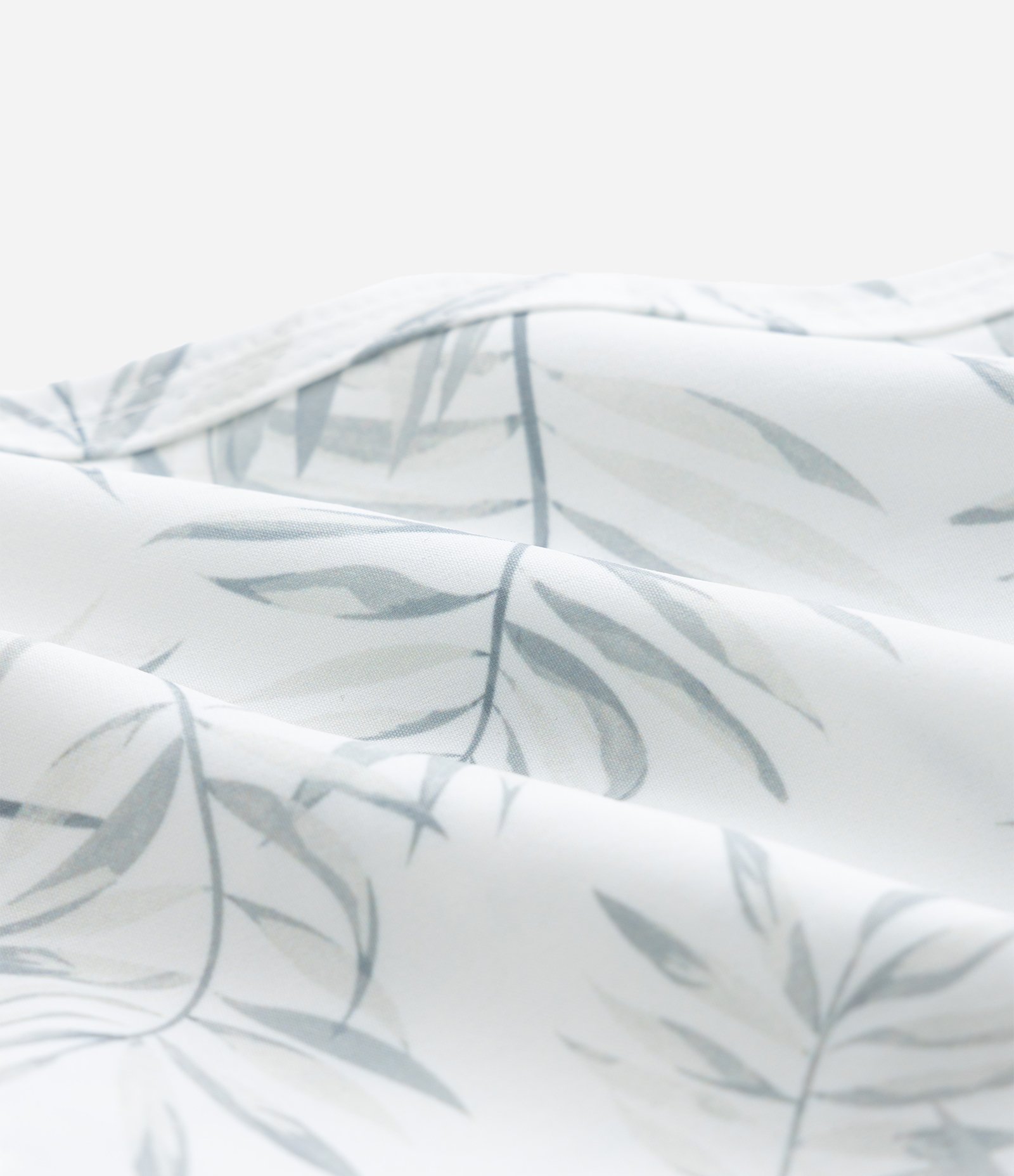 Bermuda Infantil com Estampa Folhagem - Tam 1 a 6 Anos Branco 4