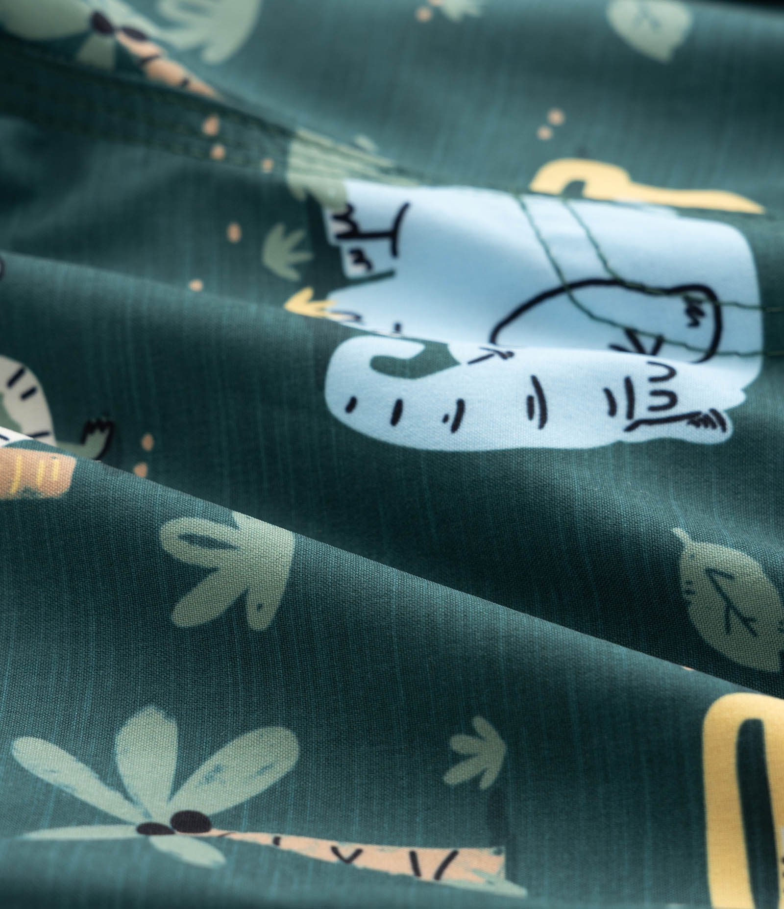 Bermuda Infantil com Estampa de Bichinhos - Tam 1 a 6 Anos Verde 3