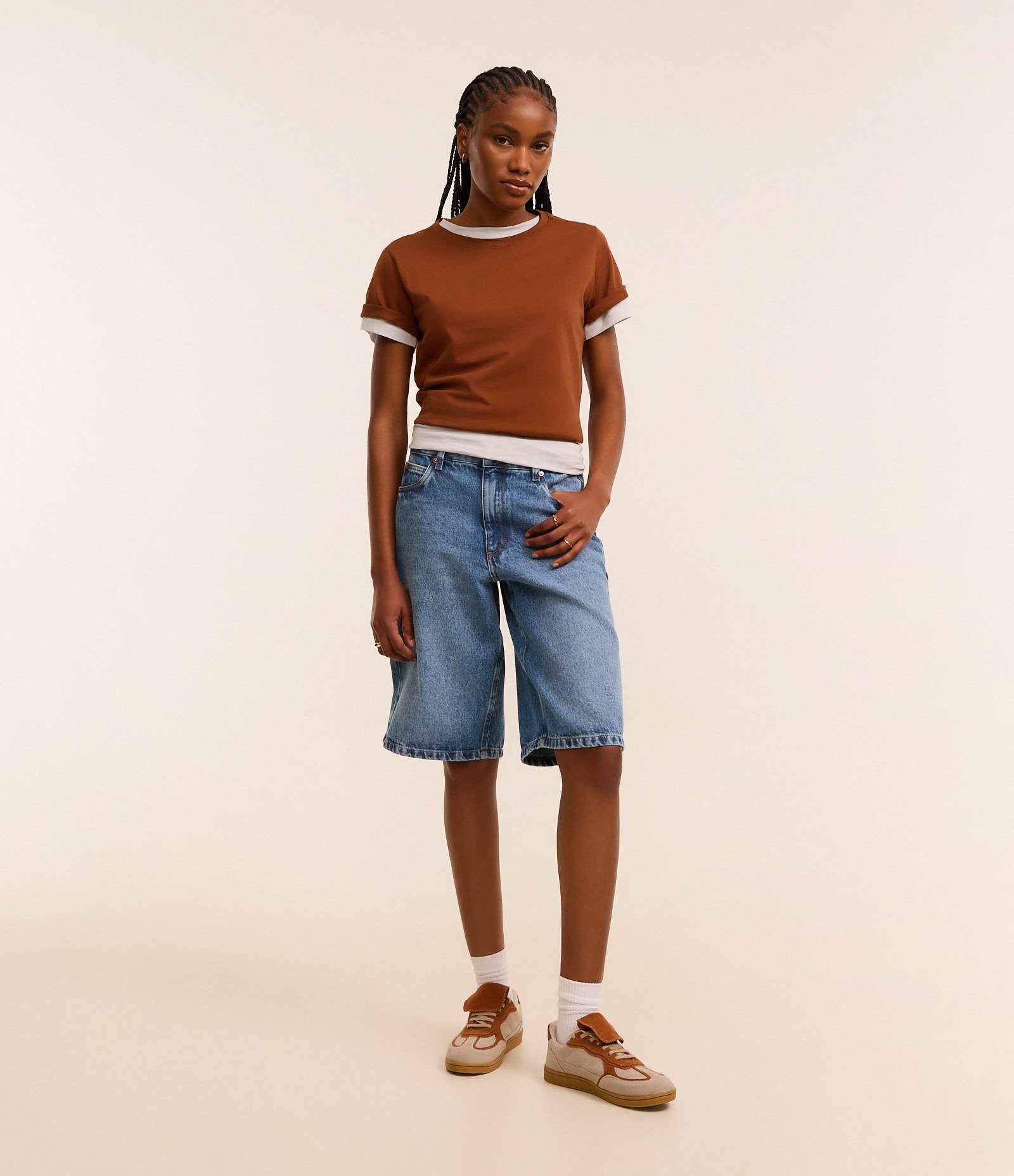 Camiseta Básica em Algodão com Manga Curta Marrom Caramelo 5