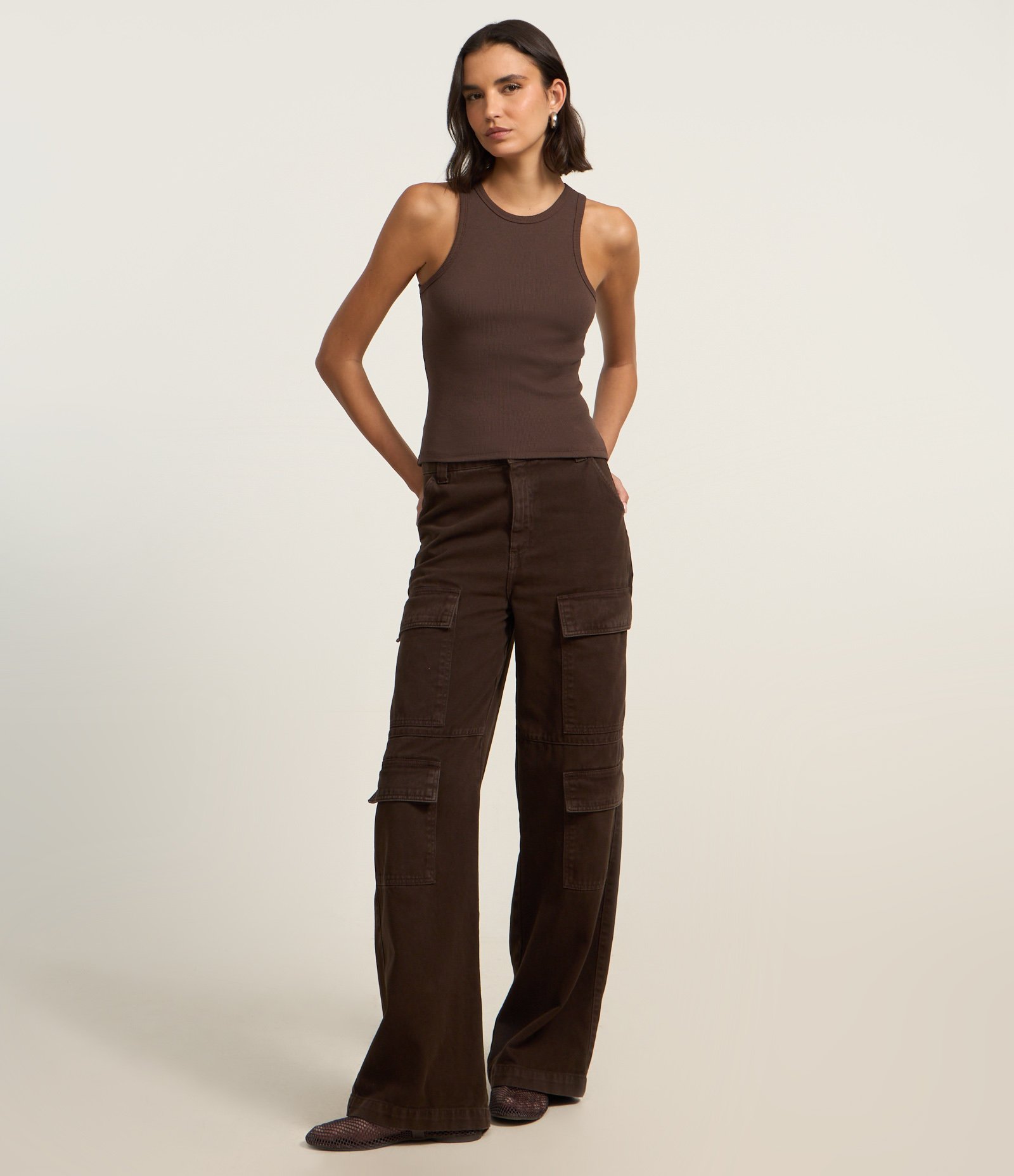 Blusa Regata Básica em Ribana com Leve Textura Marrom Escuro 2