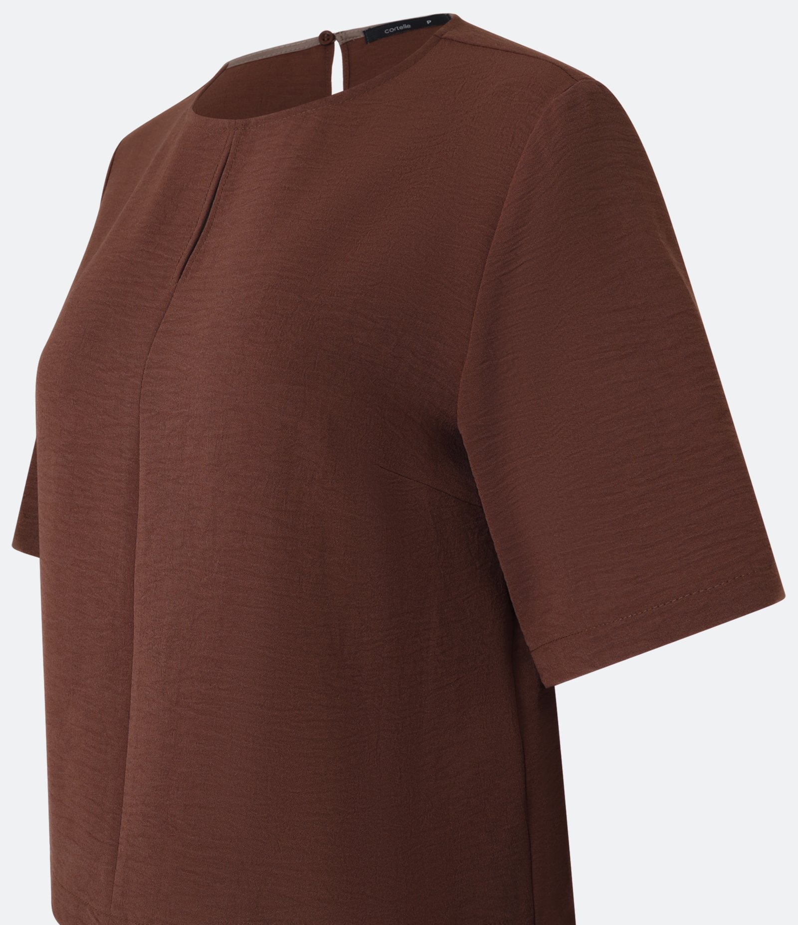 Blusa em Crepe com Gola Redonda e Vazado Marrom 6