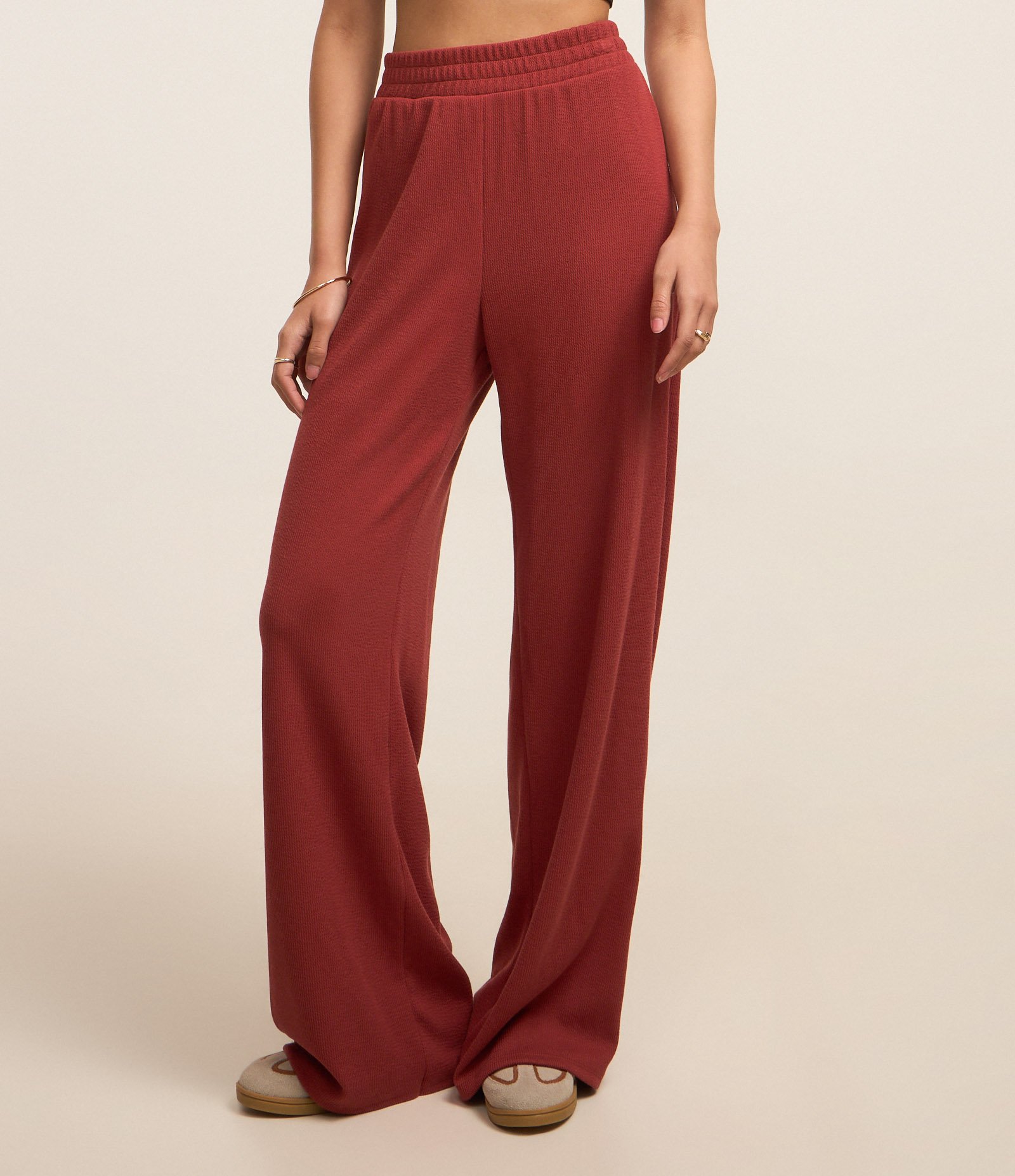 Calça Reta em Ribana Texturizada Vermelho 2