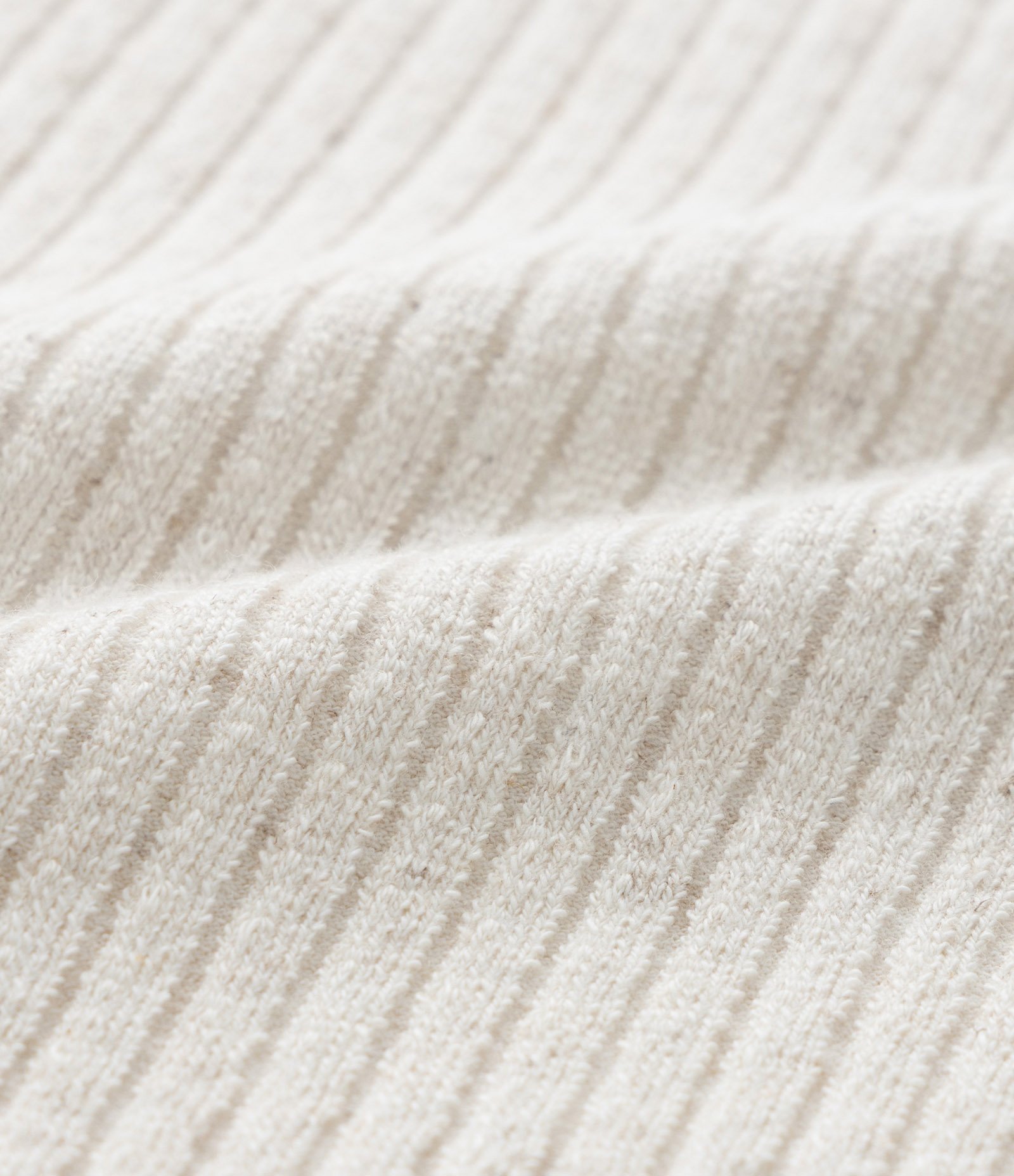 Blusa Regata em Ribana com Textura Curve & Plus Size Bege 6