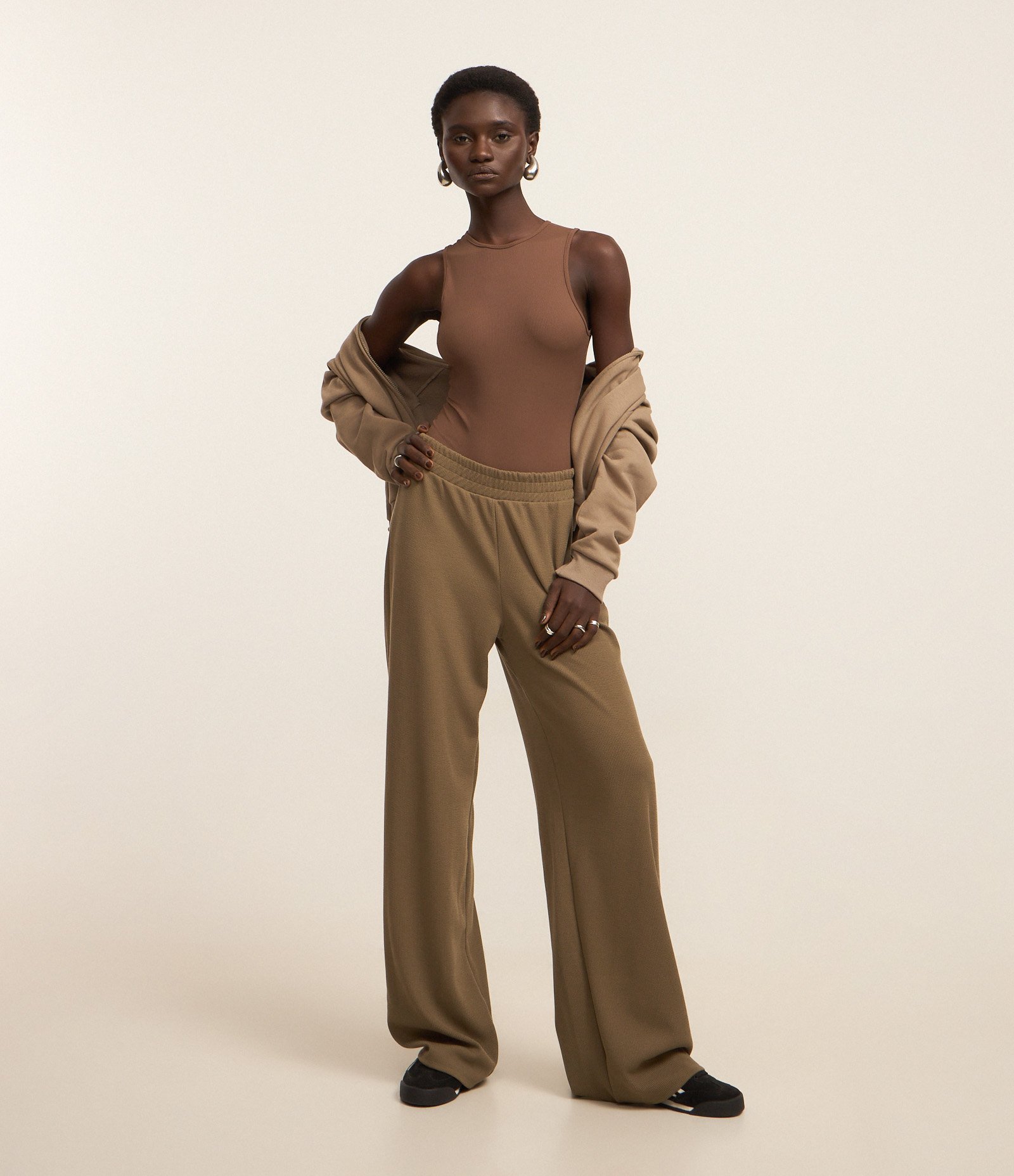 Body sem Manga em Ribana de Poliamida Marrom 2