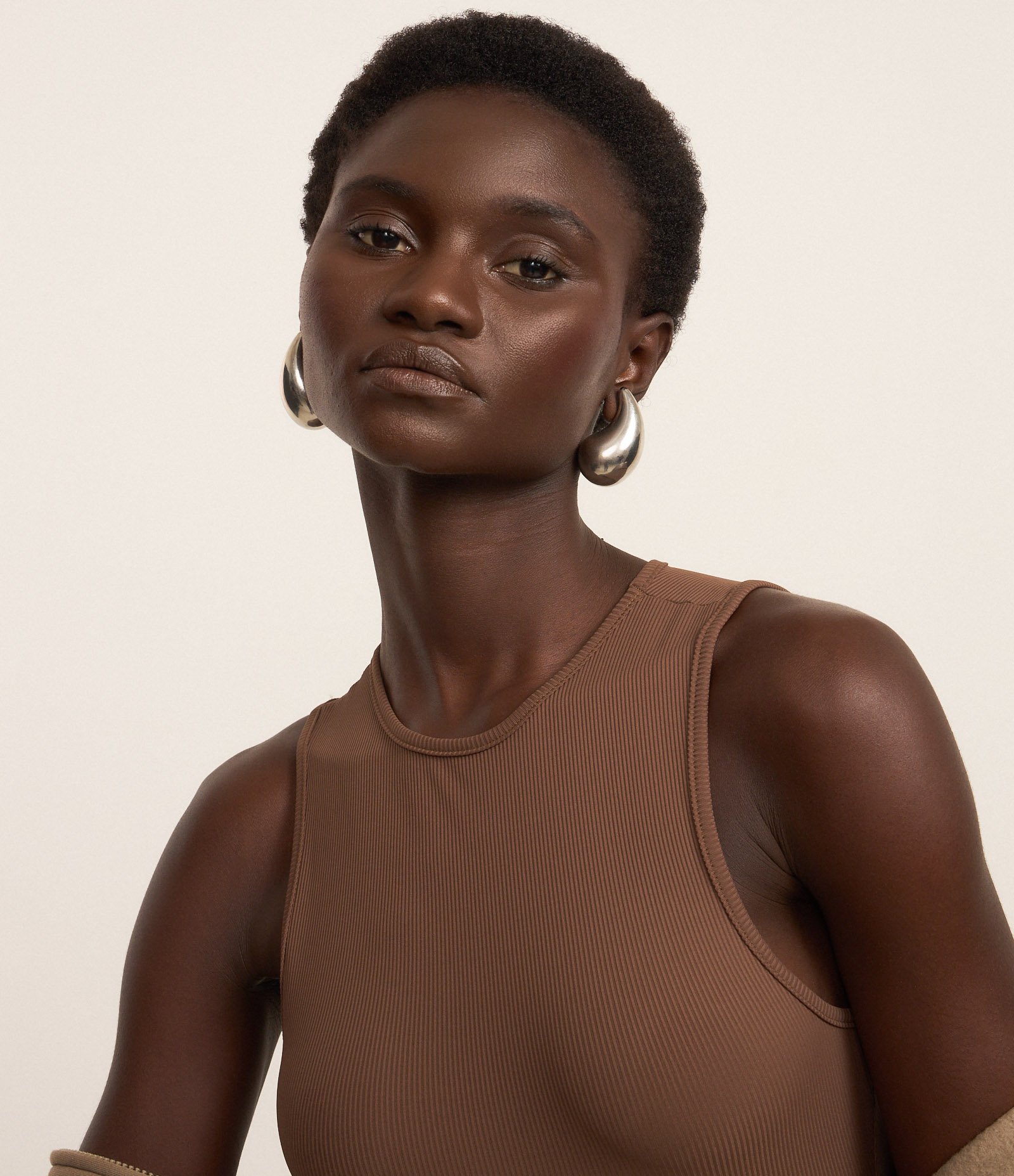 Body sem Manga em Ribana de Poliamida Marrom 4