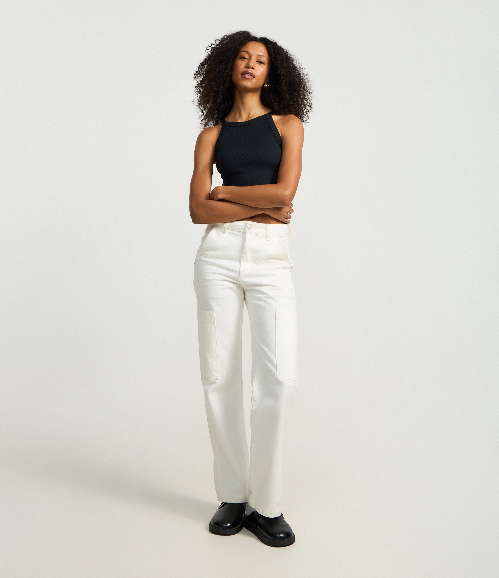 Blusa em Ribana com Gola Halter Preto 2