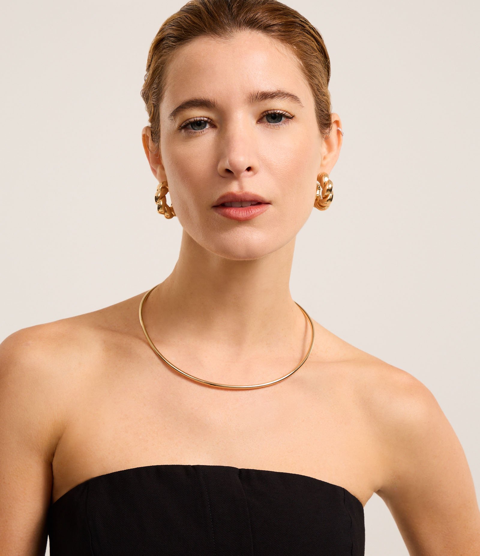 Blusa Tomara Que Caia Alfaiatada com Lastex nas Costas Preto 4