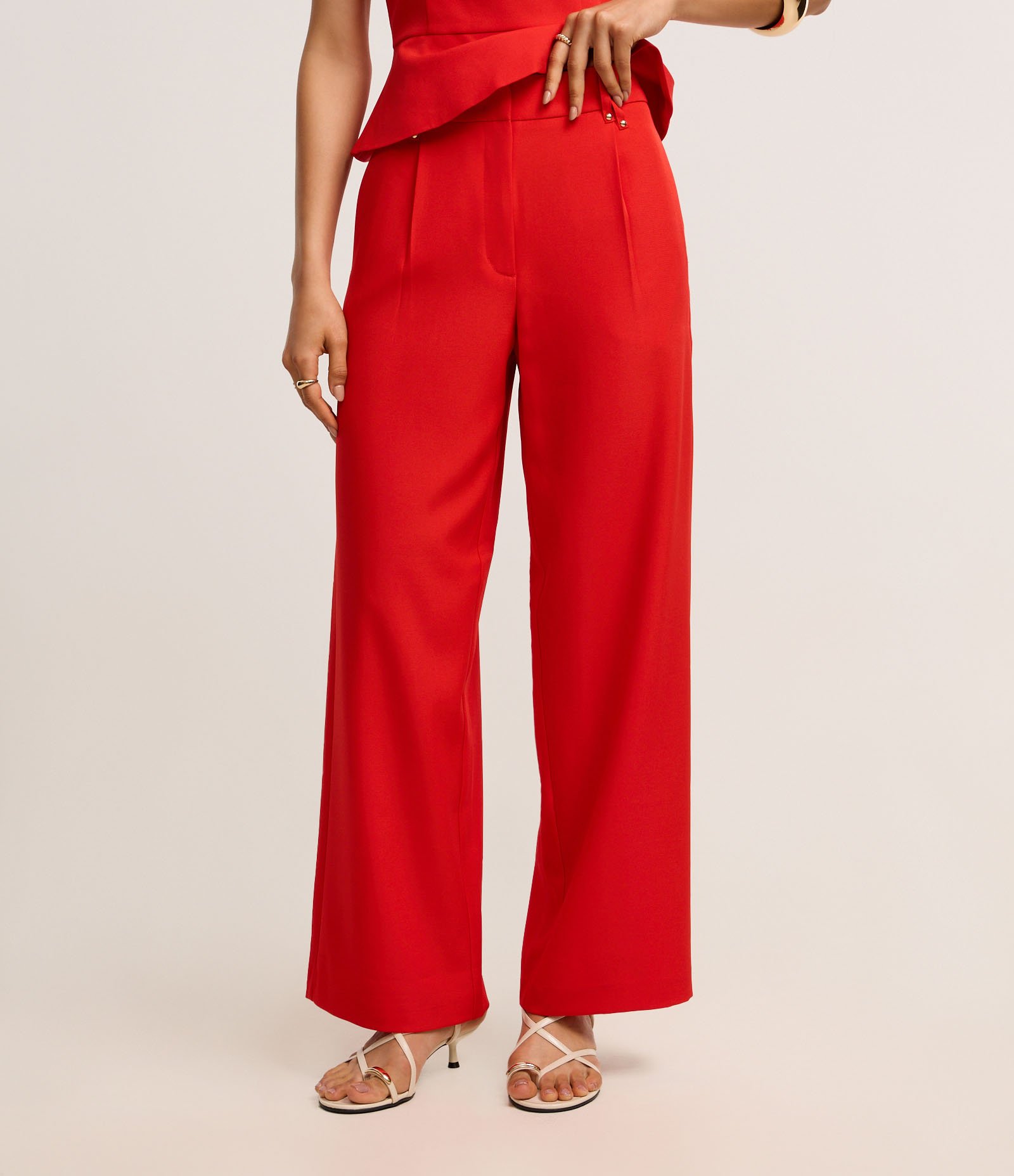 Calça Wide Leg Alfaiatada com Cós Duplo e Detalhe de Rebite Vermelho 3