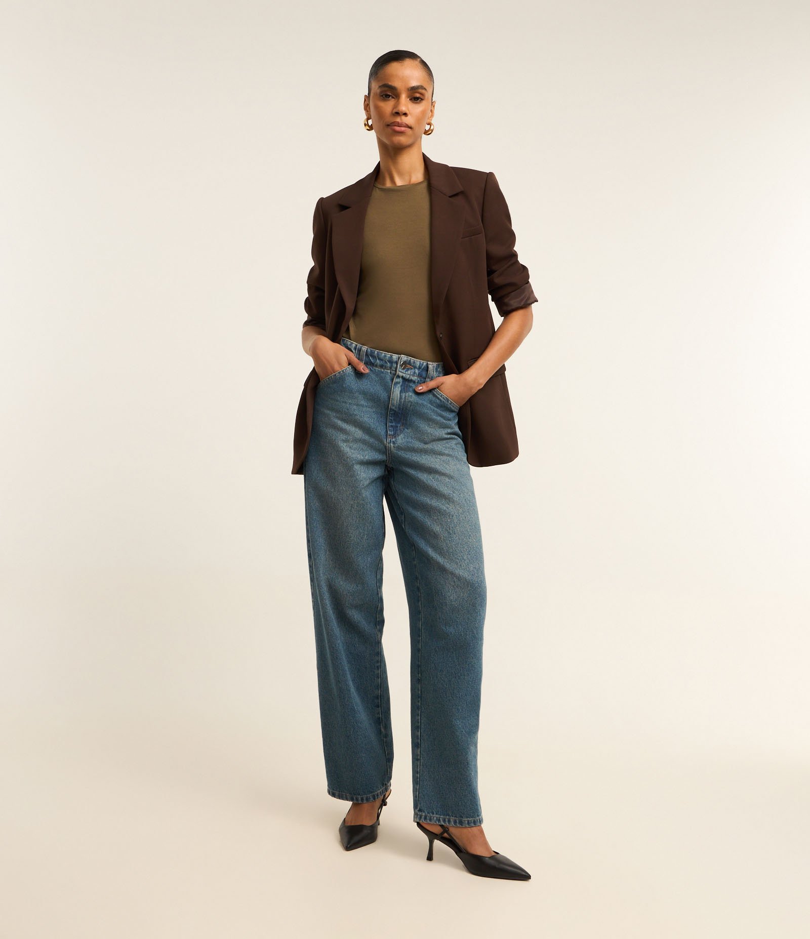 Blusa T-Shirt Básica em Viscose Verde Oliva 3