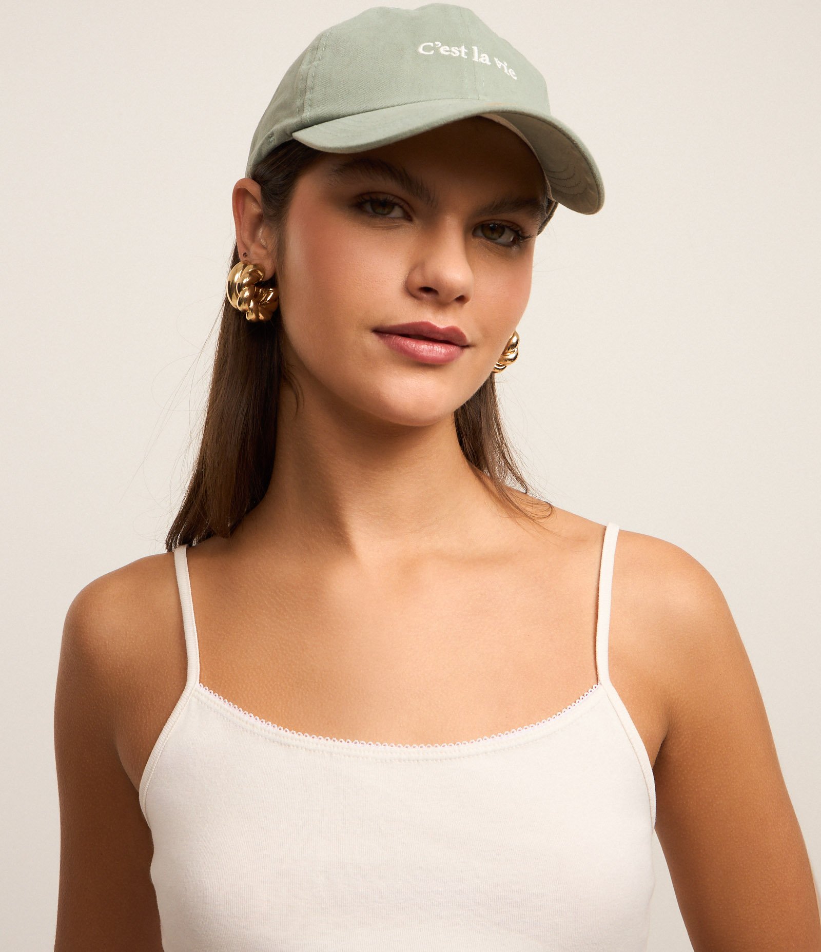 Blusa em Ribana de Alcinha com Trabalhado no Decote Branco 4