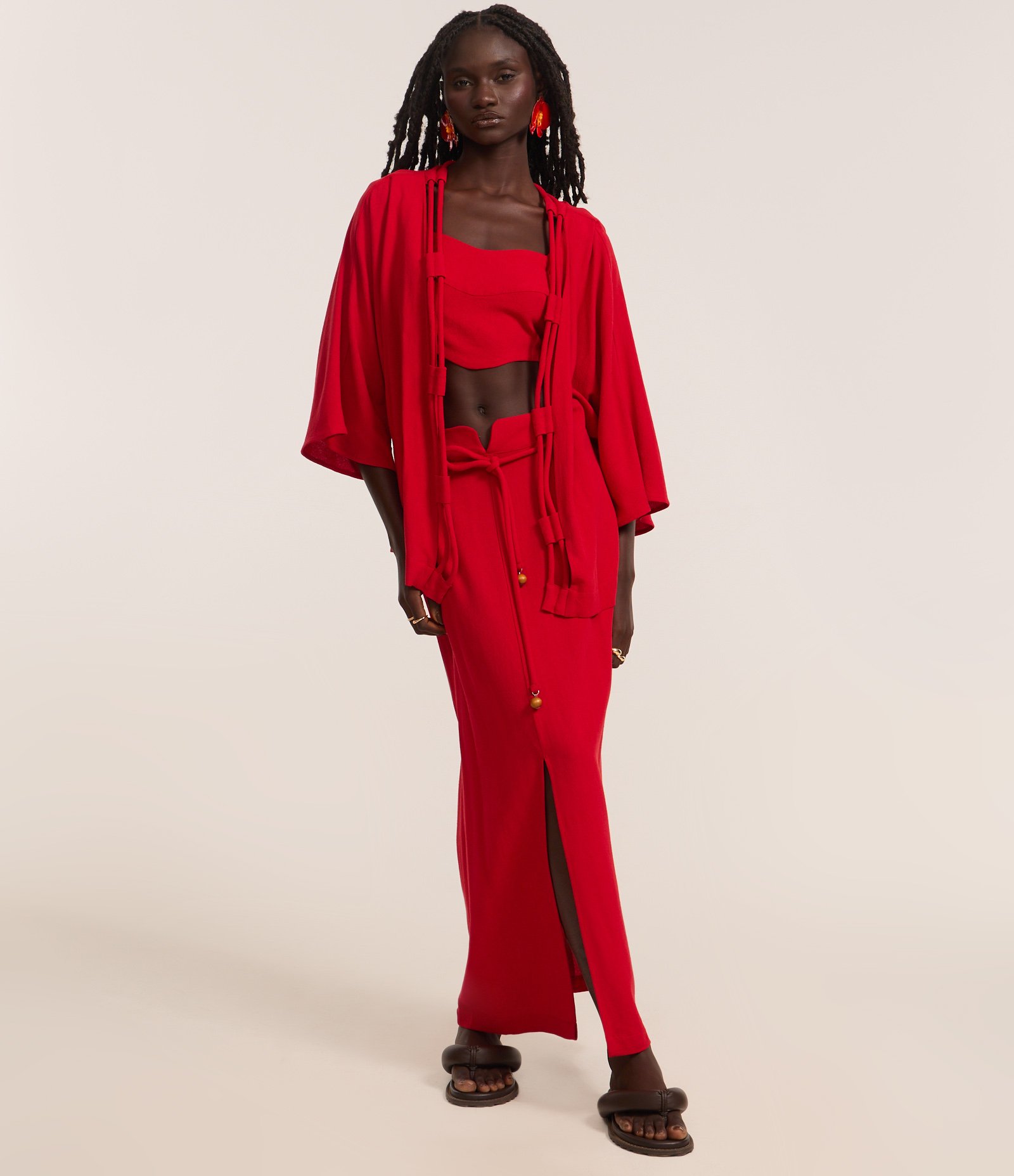 Kimono Alongado em Viscolinho com Cordas Duplas Vermelho 2