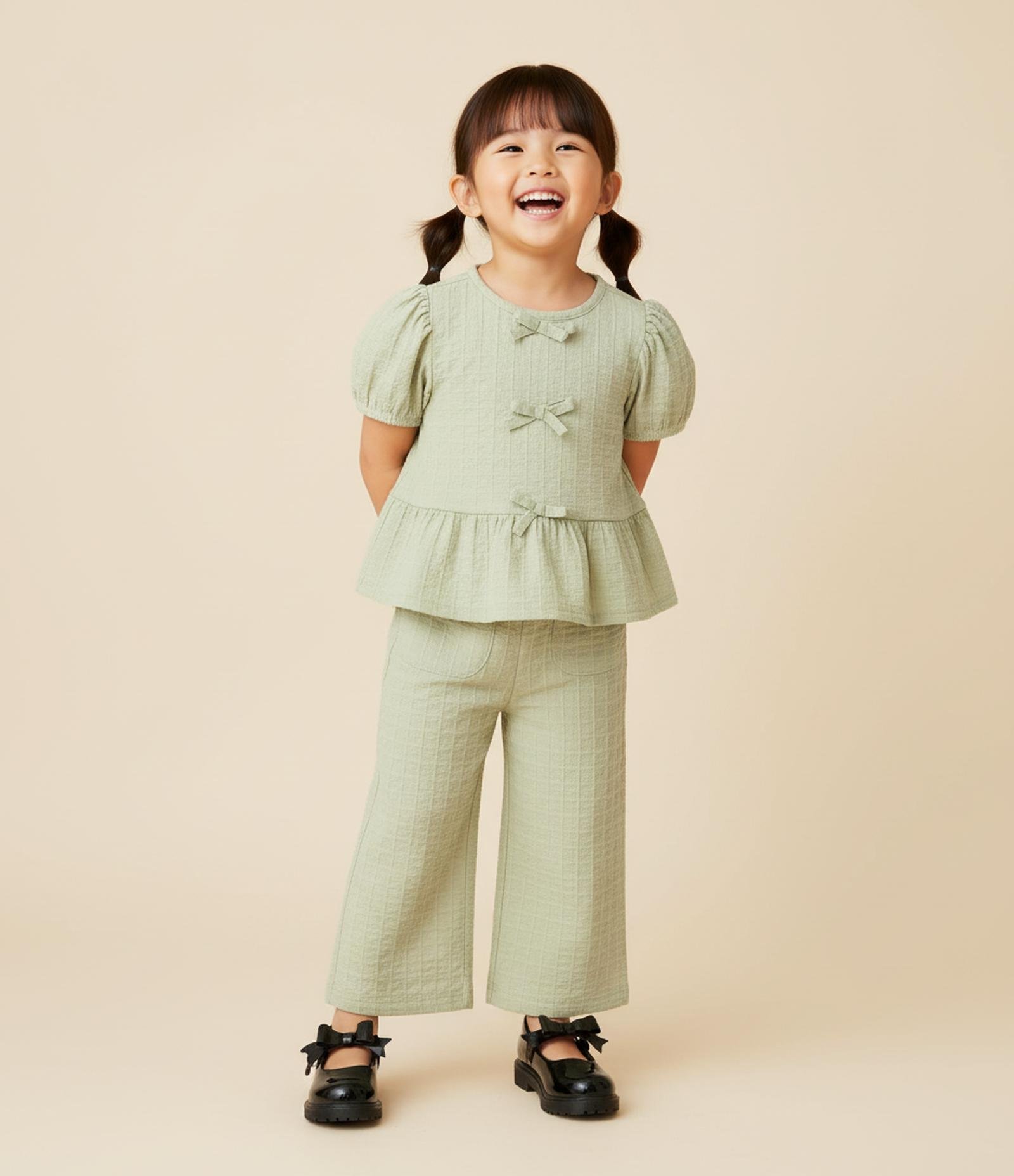 Conjunto Infantil Texturizado com Lacinhos e Calça Wide Leg - Tam 1 a 6 Anos Verde 1