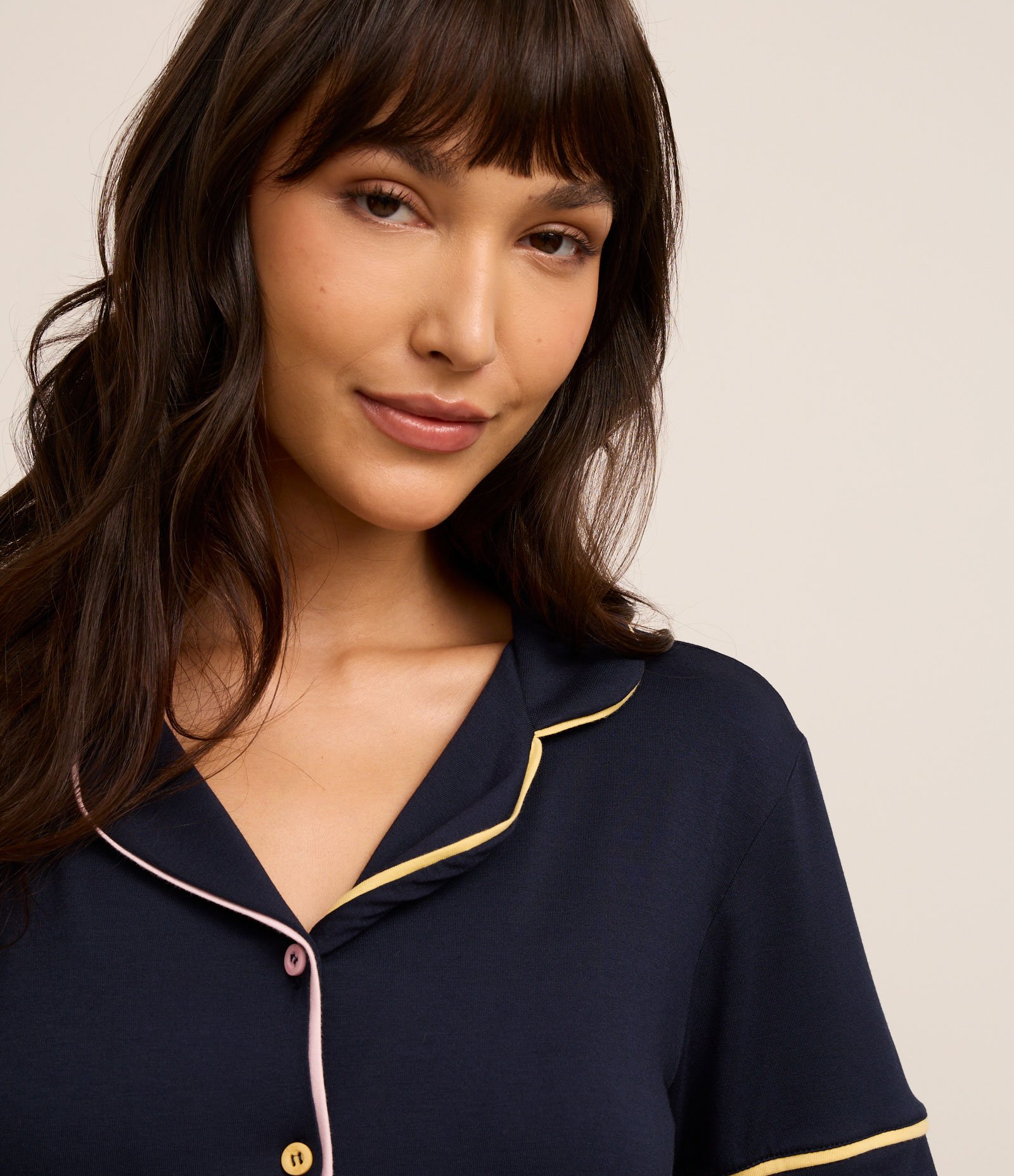 Pijama Americano Short Doll com Detalhes Contrastantes Azul Escuro 3