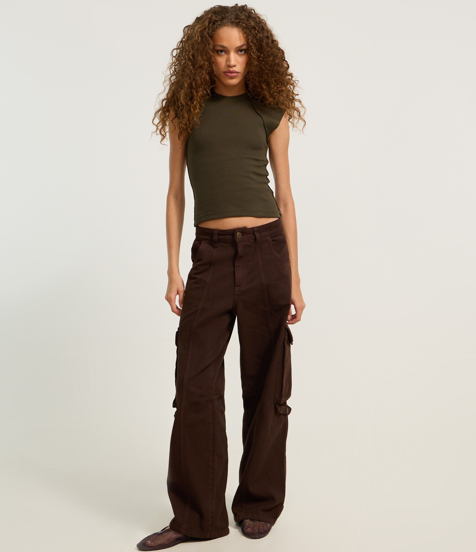 Blusa Regular em Ribana com Detalhe de Costura 2