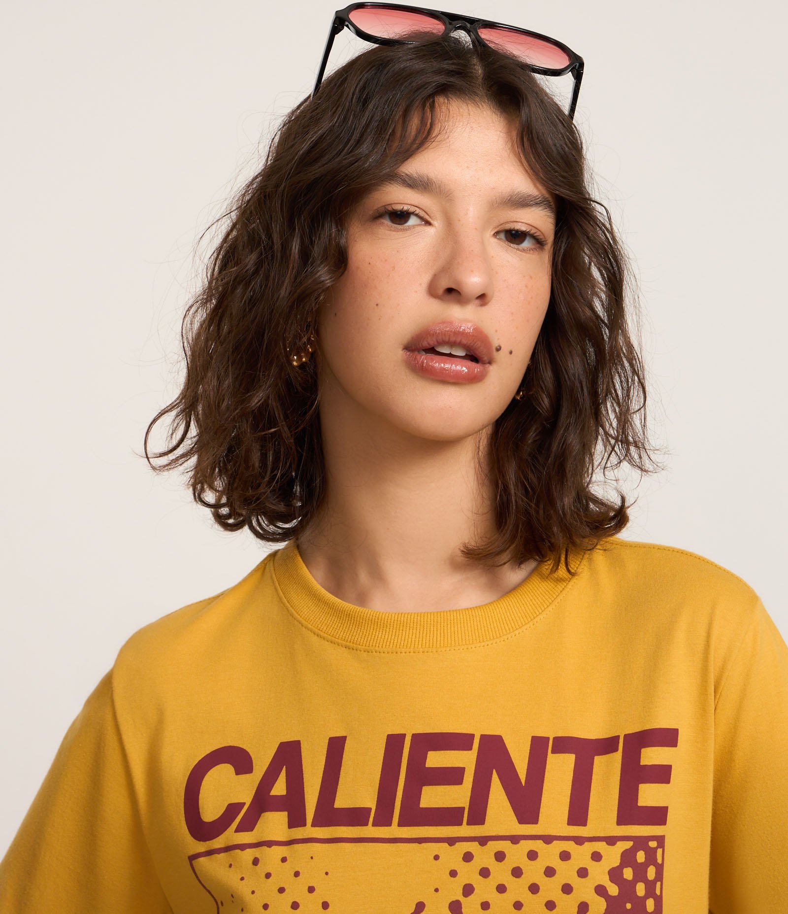 Camiseta Alongada em Algodão com Estampa Caliente Amarelo 4