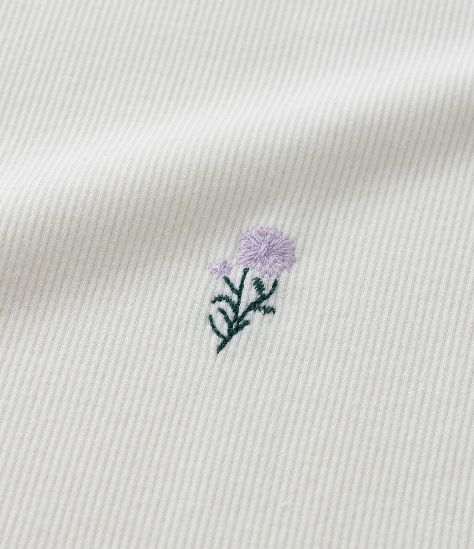 Blusa em Ribana com Flores Curve & Plus Size Branco 8