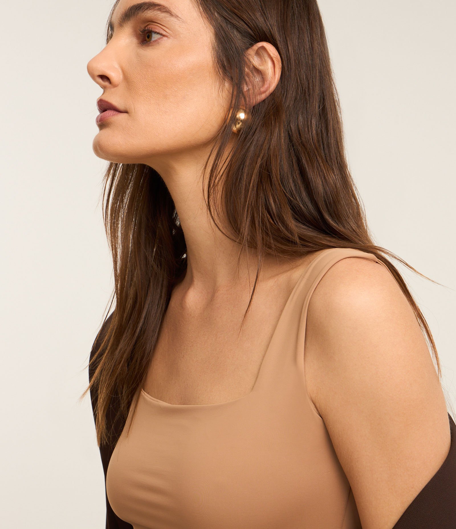 Blusa em Poliamida com Decote Quadrado Bege 4