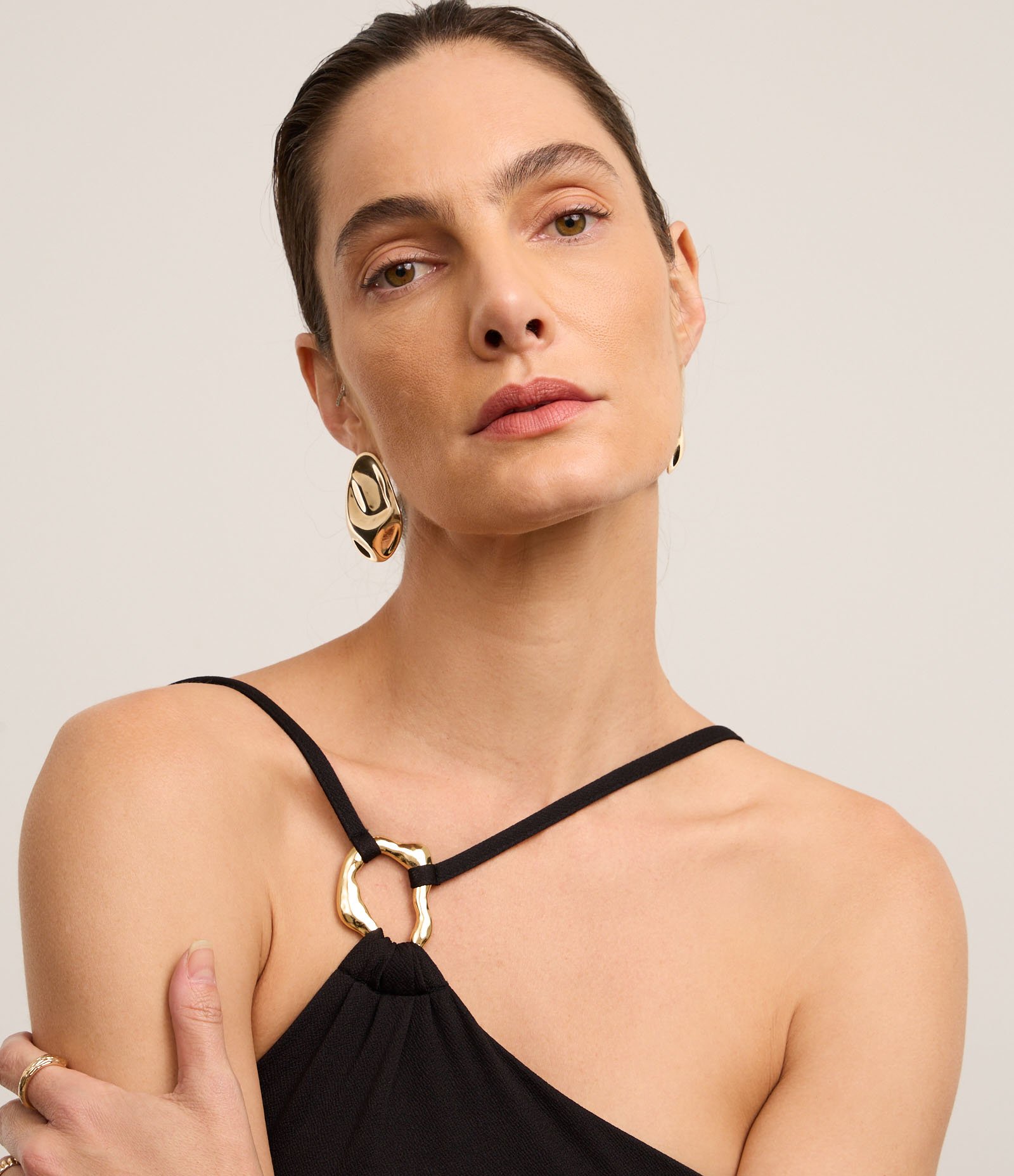 Body de Alça em Microfibra com Fivela Metalizada Preto 5