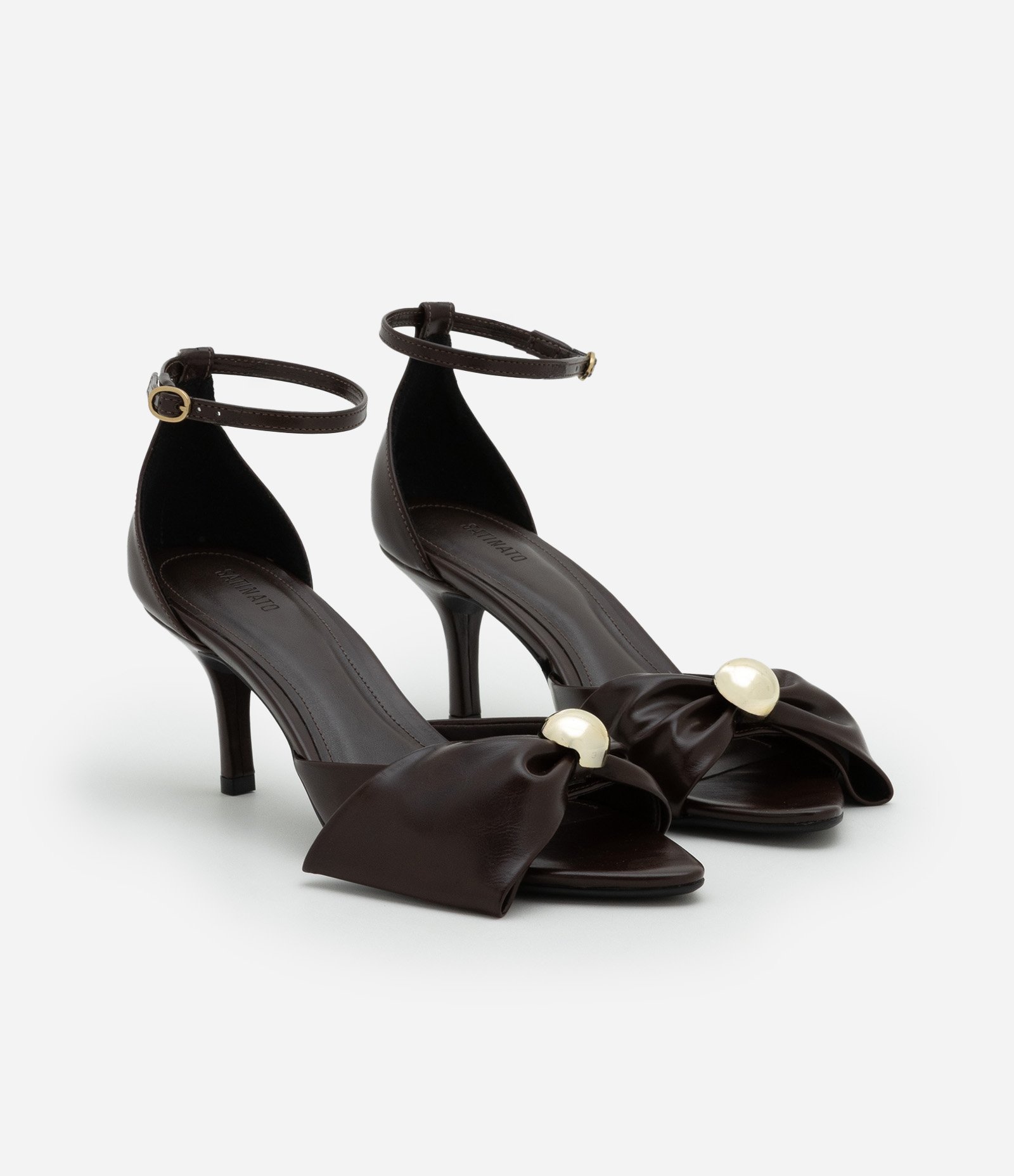 Sandália de Salto Fino com Laço e Esfera Contrastante Marrom 3